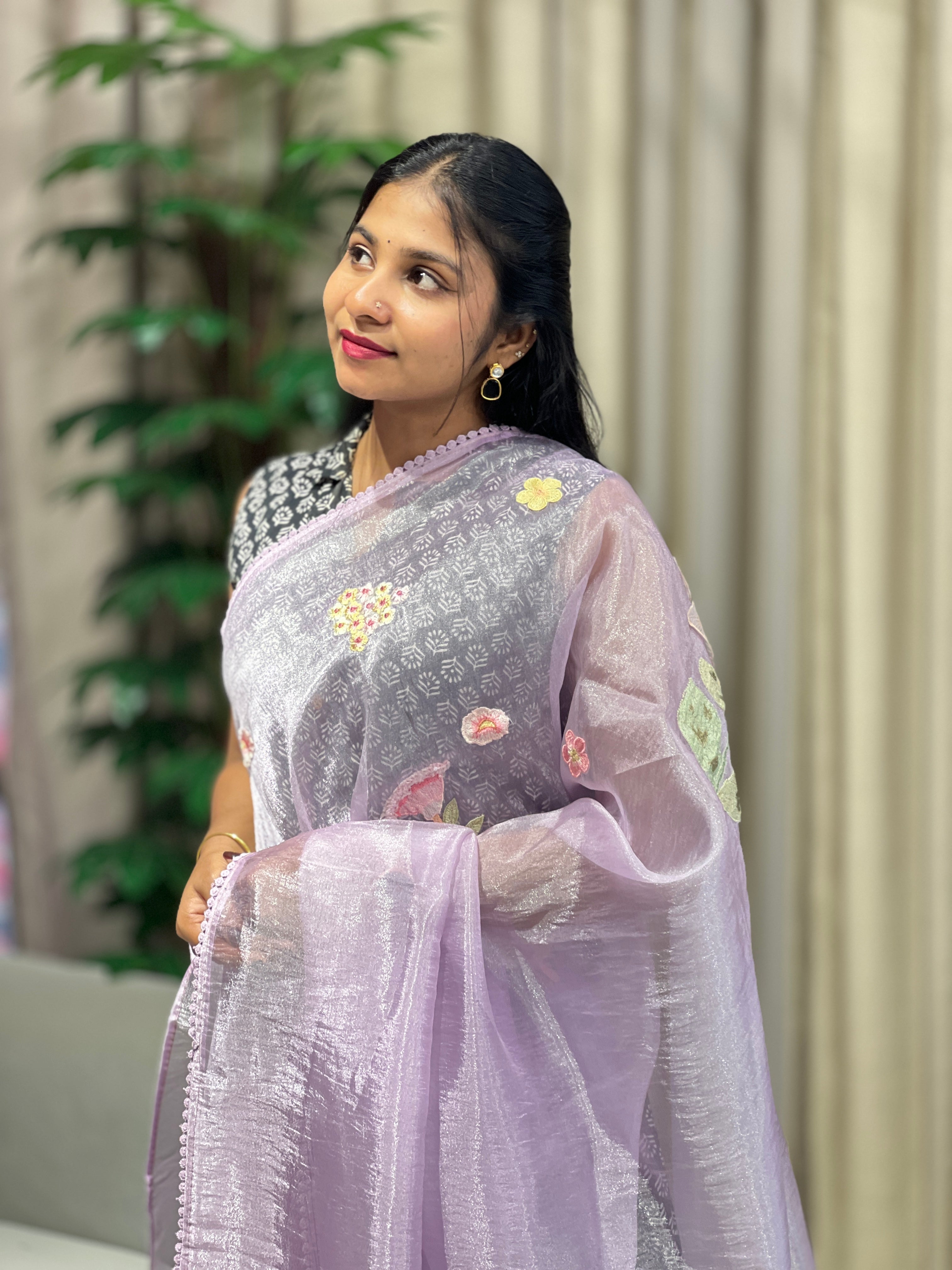 Floral Applique & Embroidery Detailed Shimmer Organza Saree | BLD1697