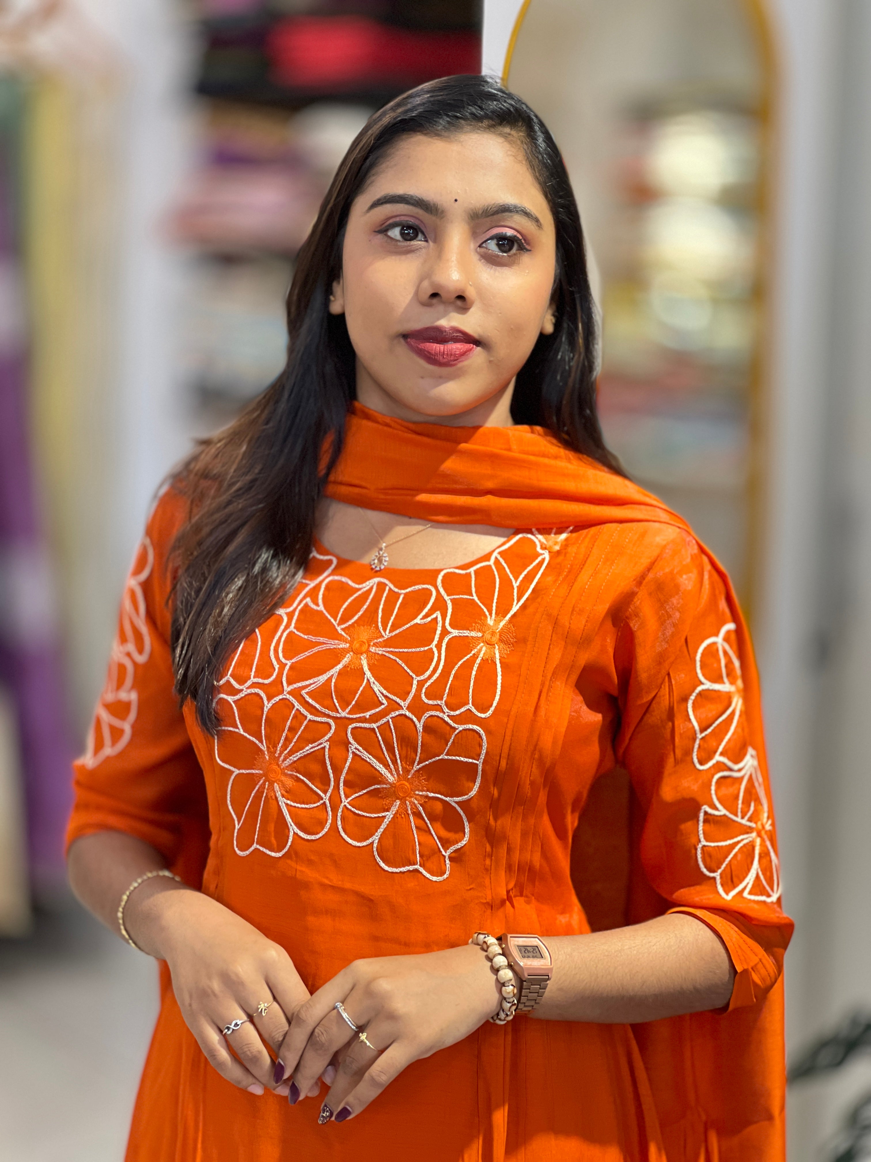 Floral Embroidery Chanderi Kurta Set | UNM111