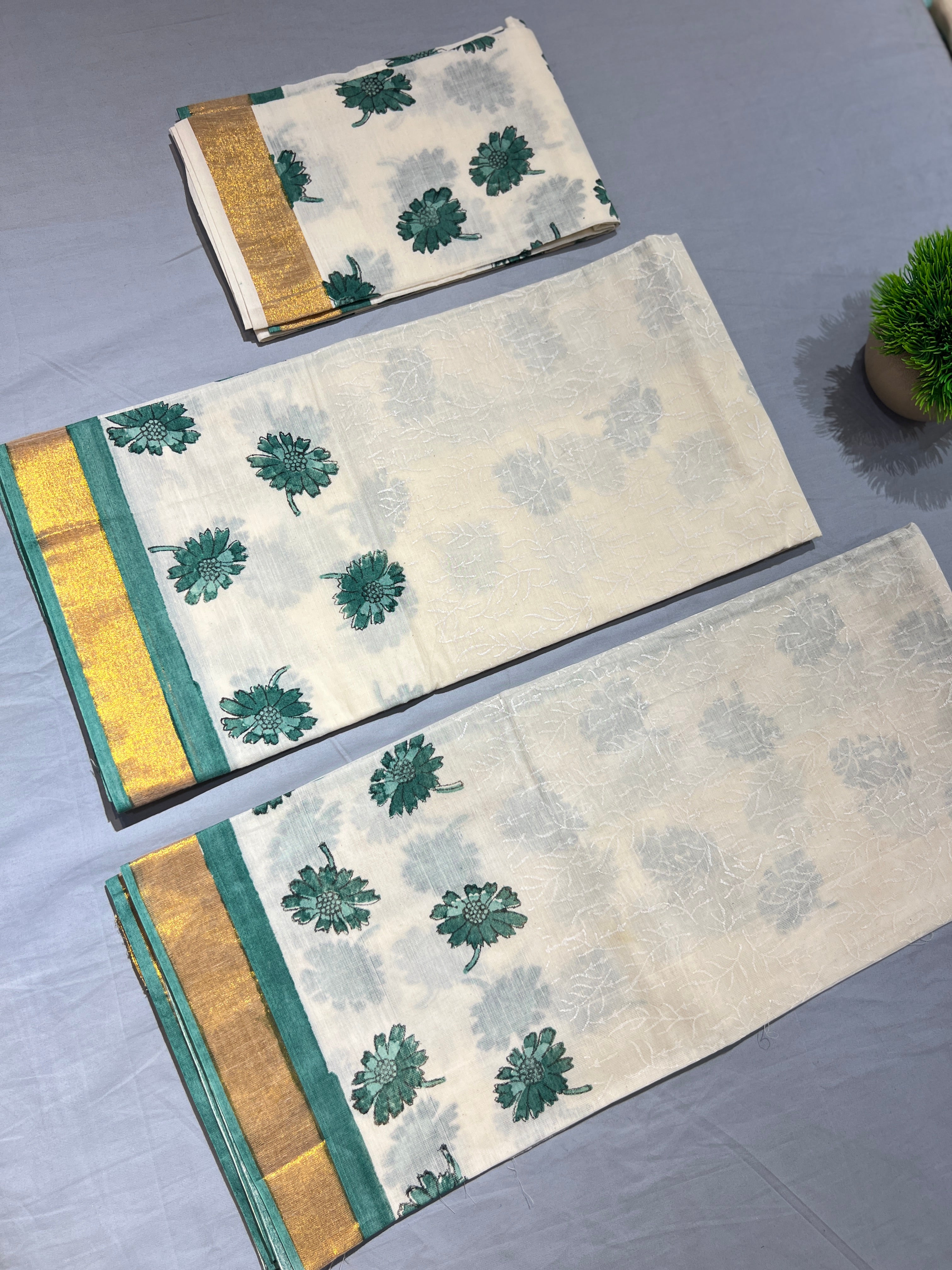 Scattered Hand Block Printed Cotton Set Mundu |JSC311