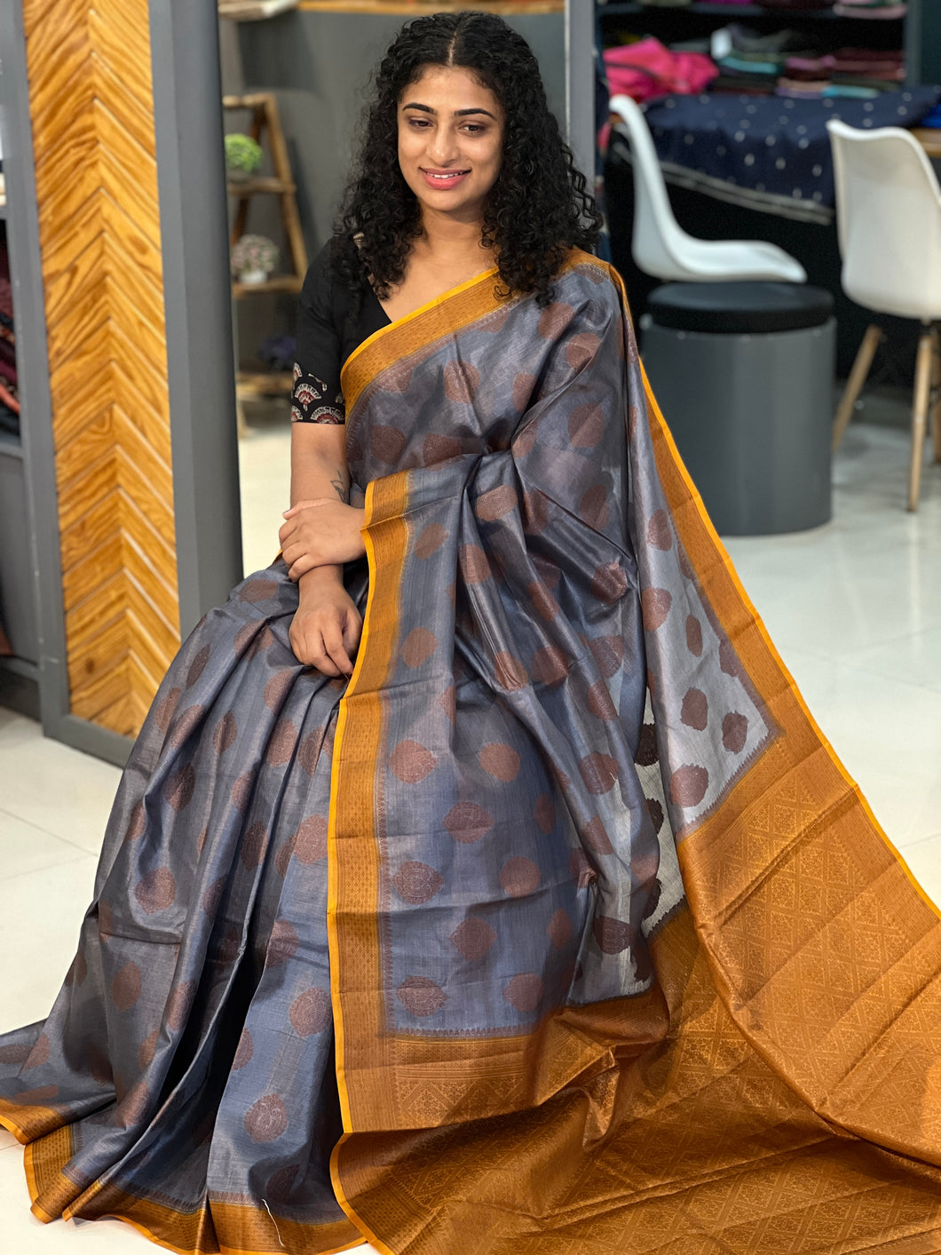 Banarasi Motif Pattern Tussar Saree | YNG180