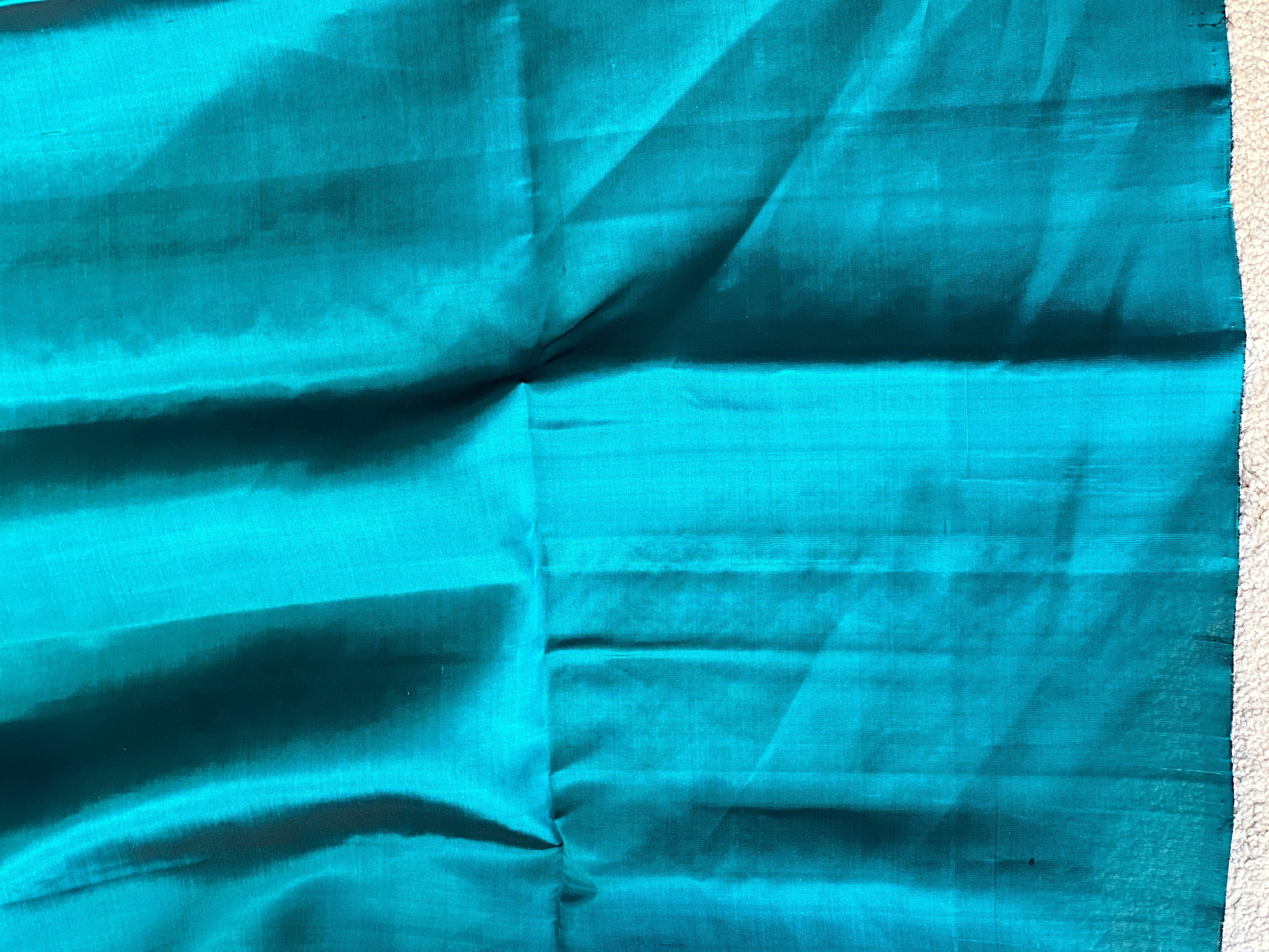 Zari Weaved Traditional Patterned Soft Silk Saree | KG104