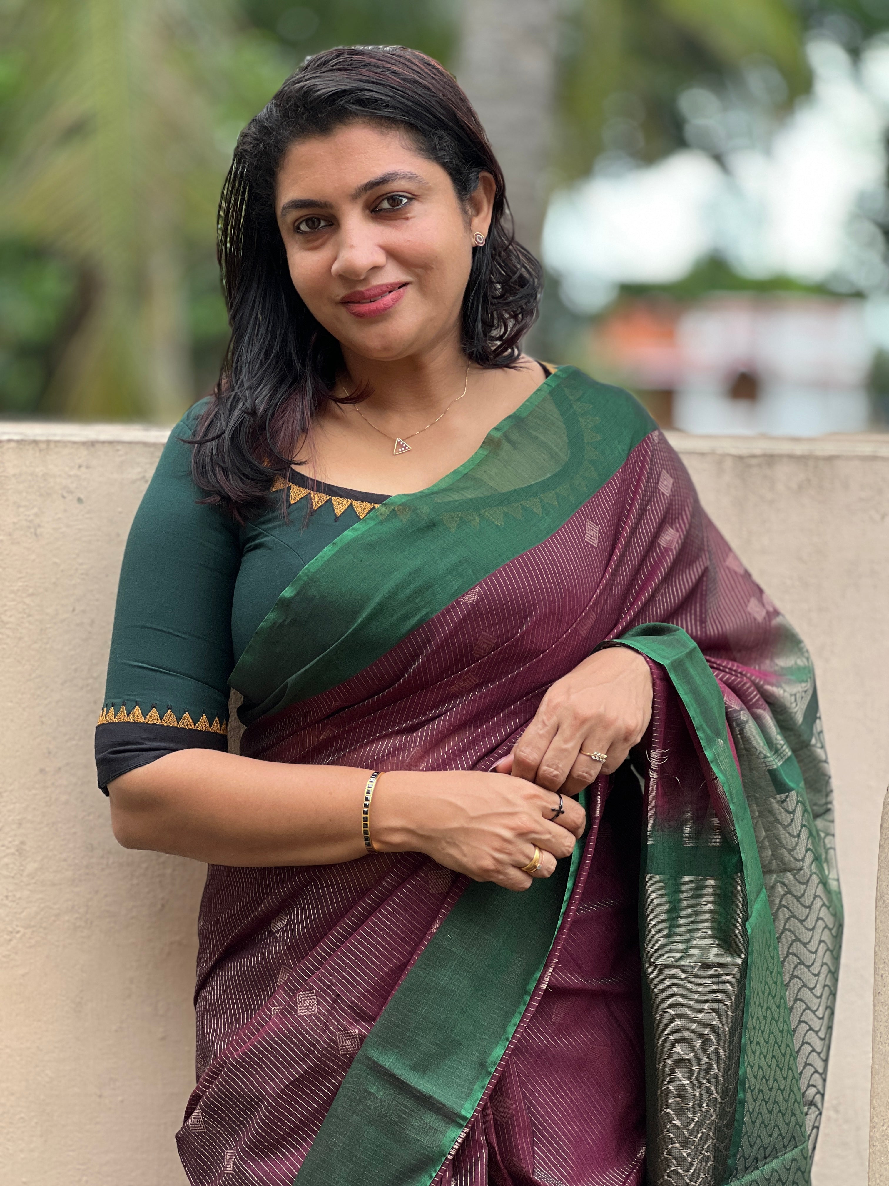 Vertical Line Weaving Cotton Silk Saree | KTS157