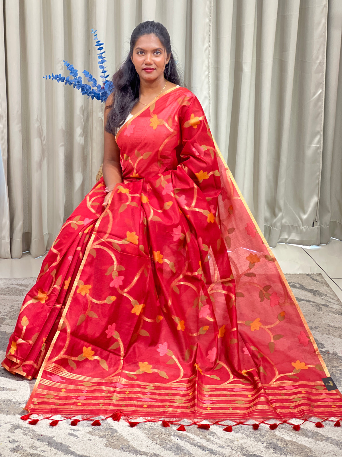 Floral Pattern Jamdani Weave Chanderi Finish Saree | SSN565