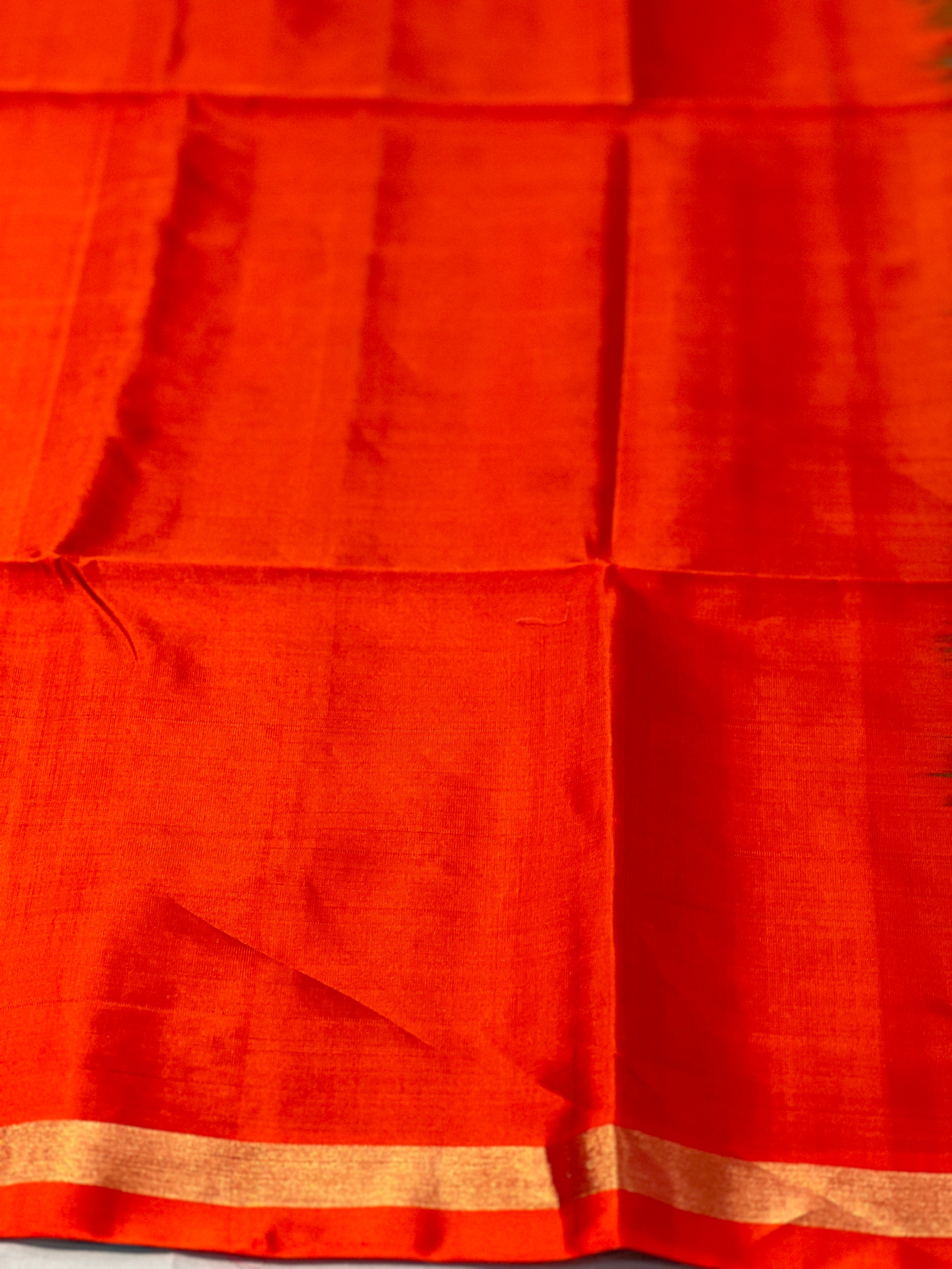 Zari Weaved Traditional Patterned Soft Silk Saree | KG103