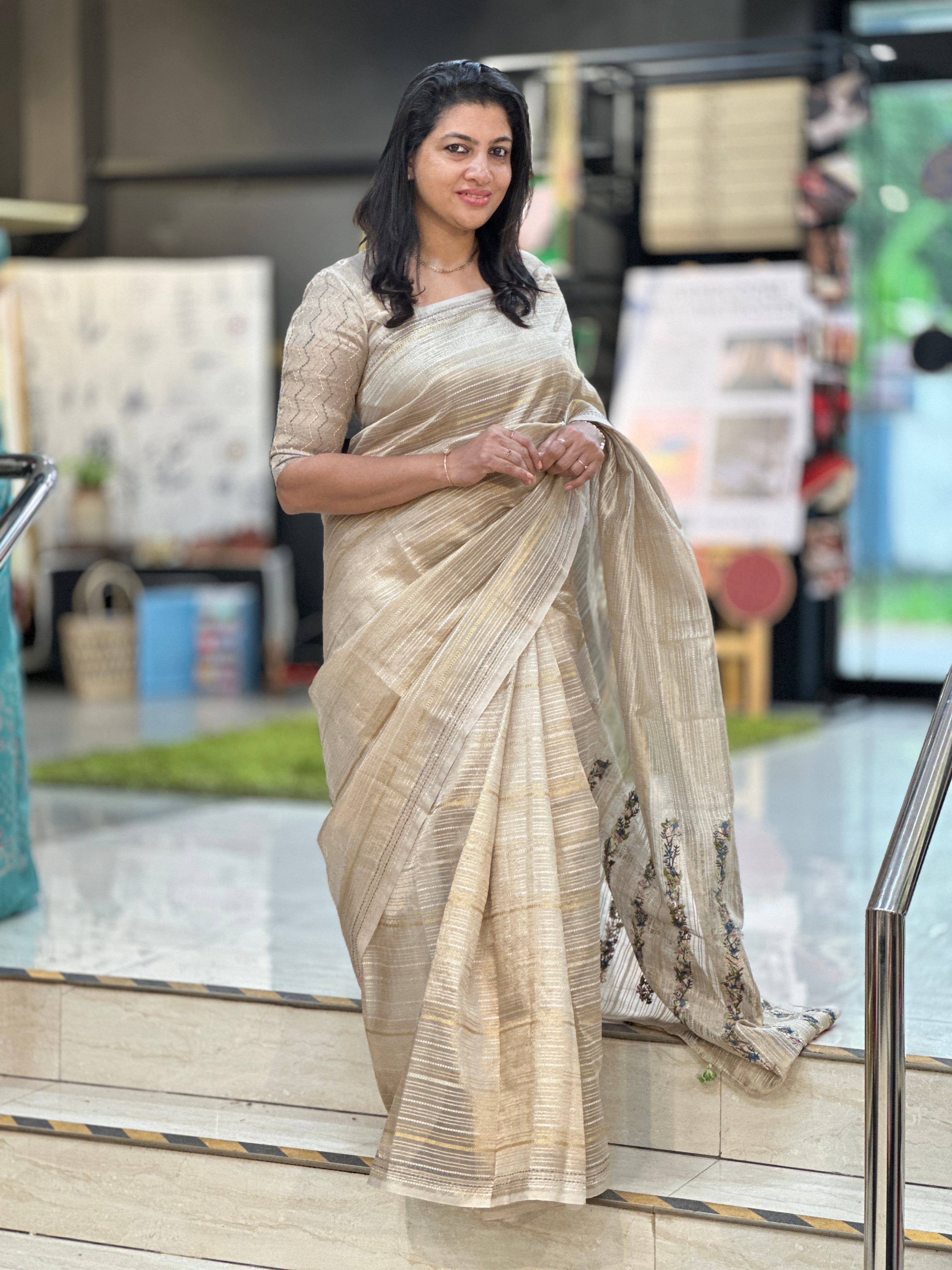 Hand Embroidery Detailed Tissue Organza Saree | BLD1919