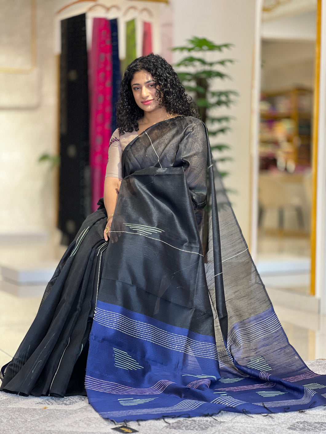 Kesiya Weaved Semi Silk Saree | PD363