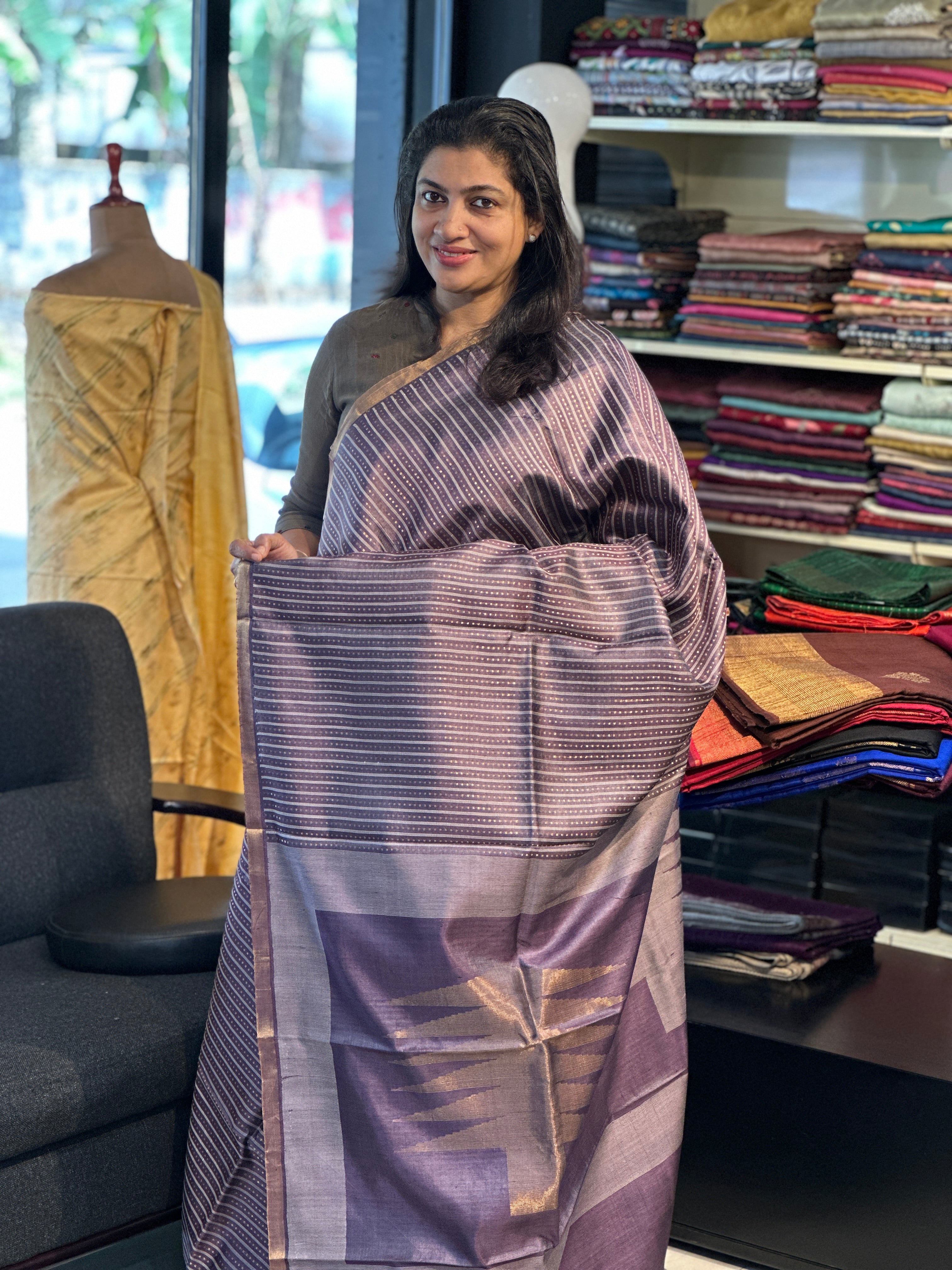 Zari & Thread Woven Line Patterned Desi Tussar Saree | HS1372