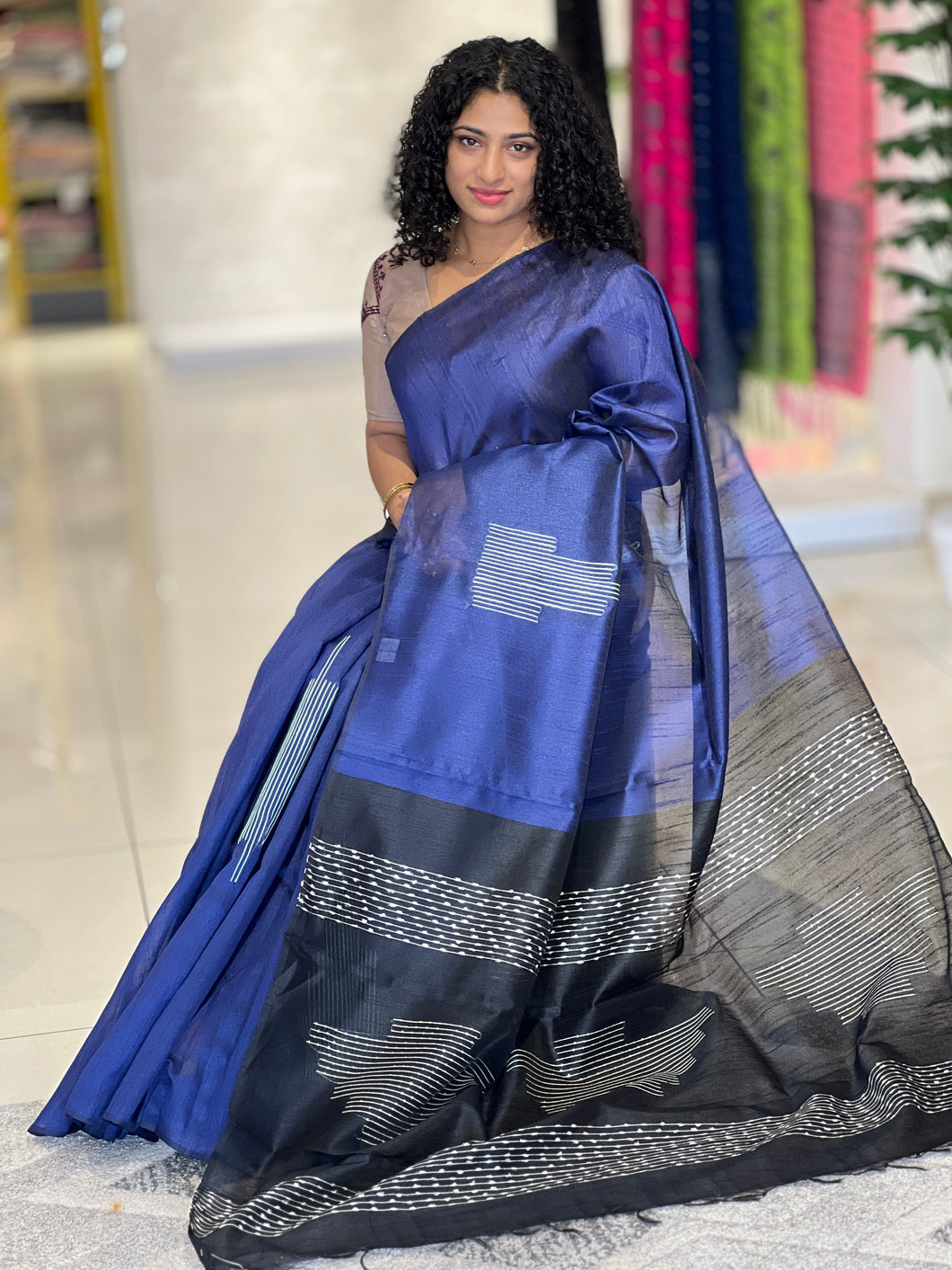 Kesiya Weaved Semi Silk Saree | PD595