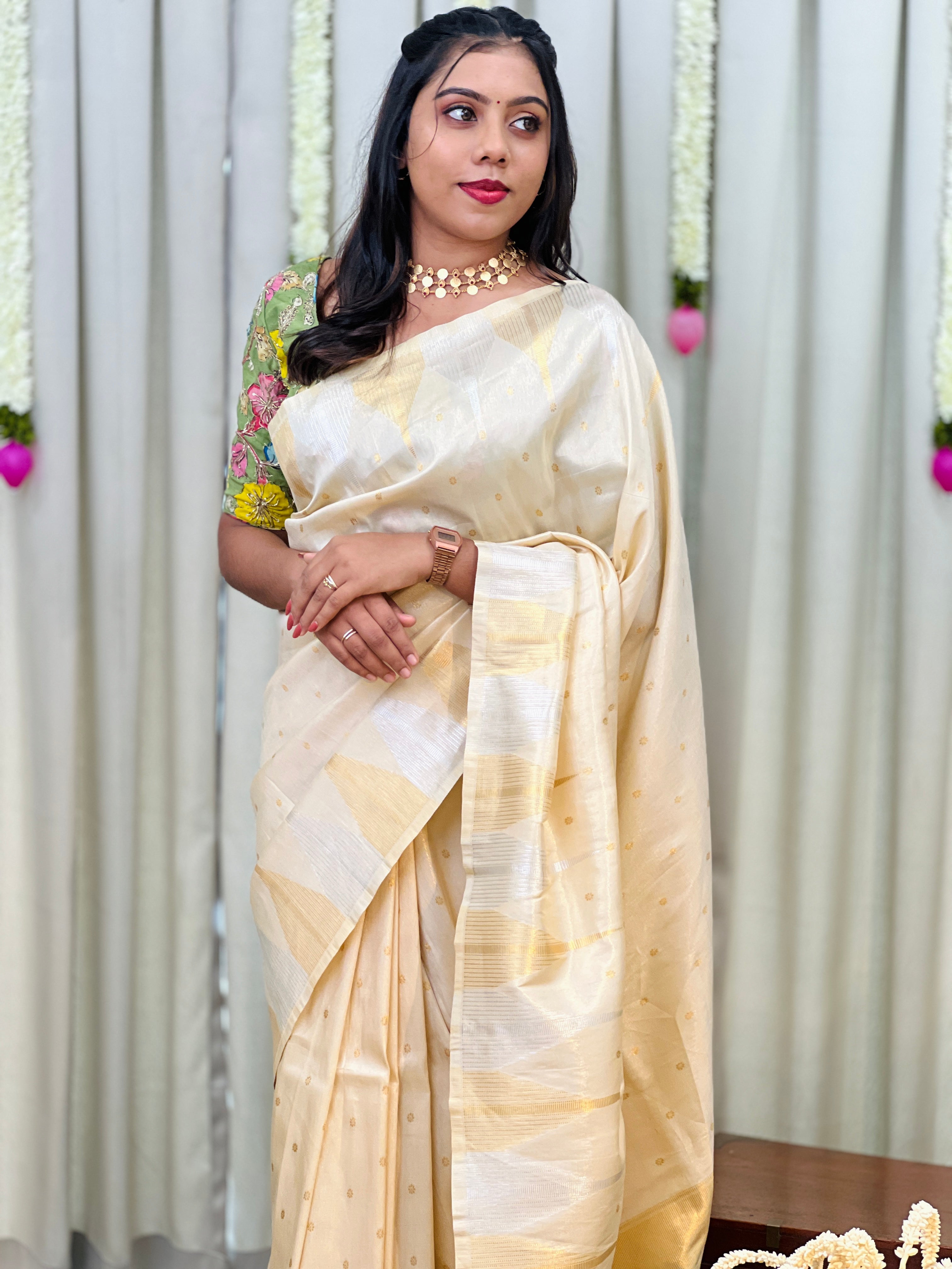 Floral Buta Pattern Semi Silk Saree | HT487
