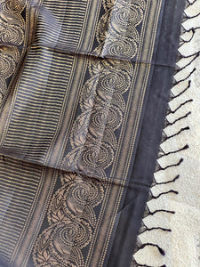 Golden Zari Weaved Soft Silk Saree | KG109