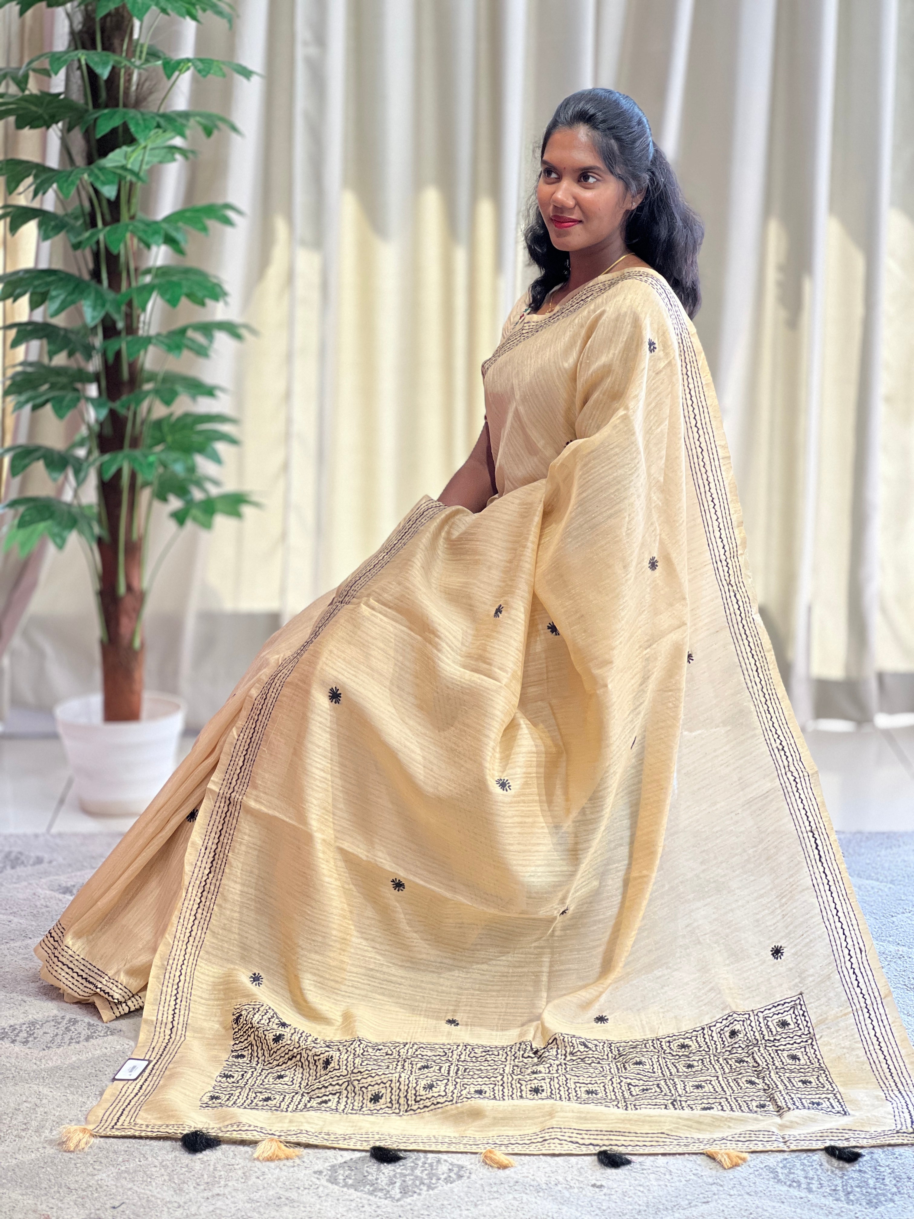Hand Kantha Embroidery Geecha Tussar Saree | BLD1204