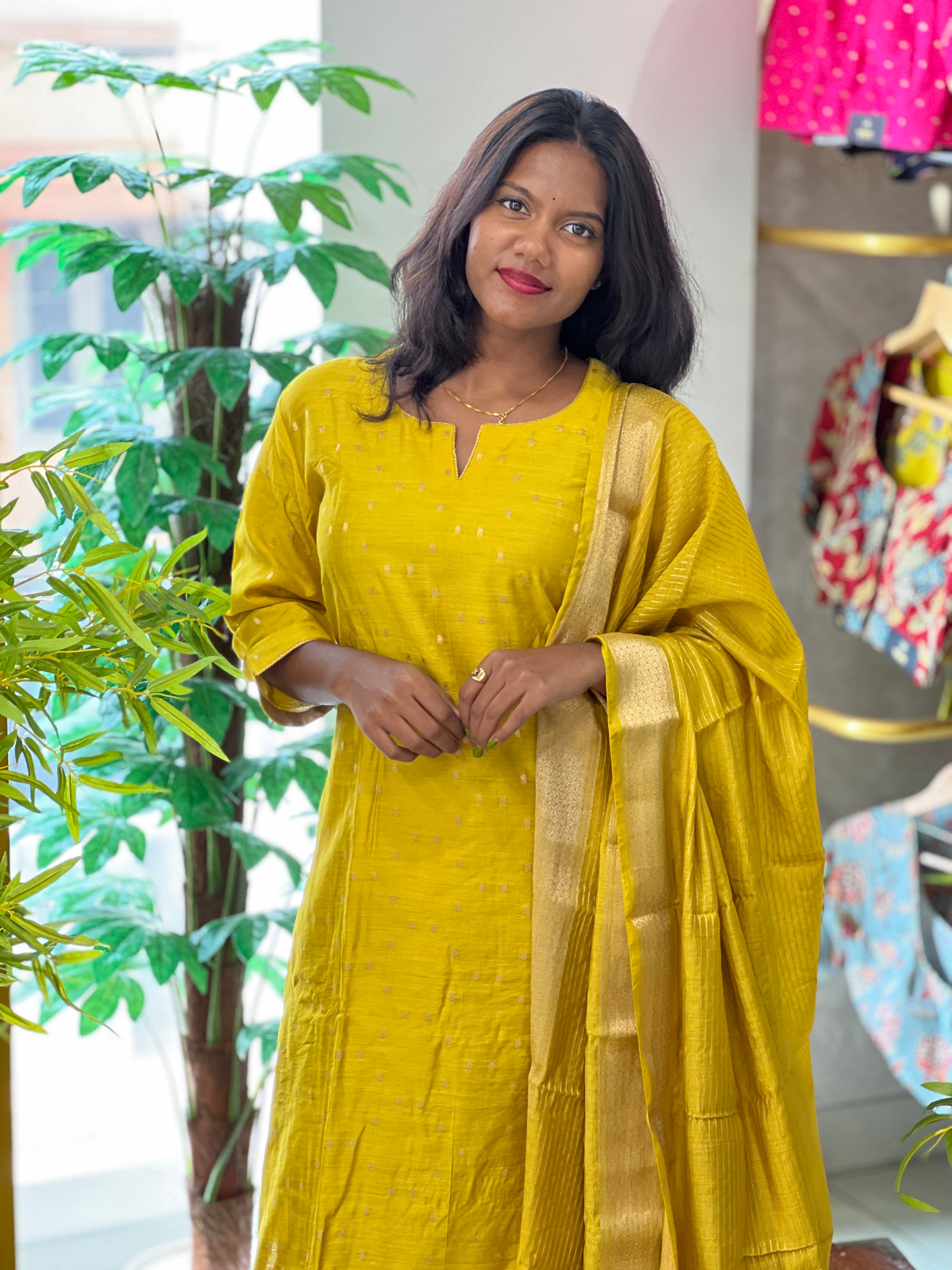 Banarasi Buta Weaved Chanderi Salwar Set |YNG1238