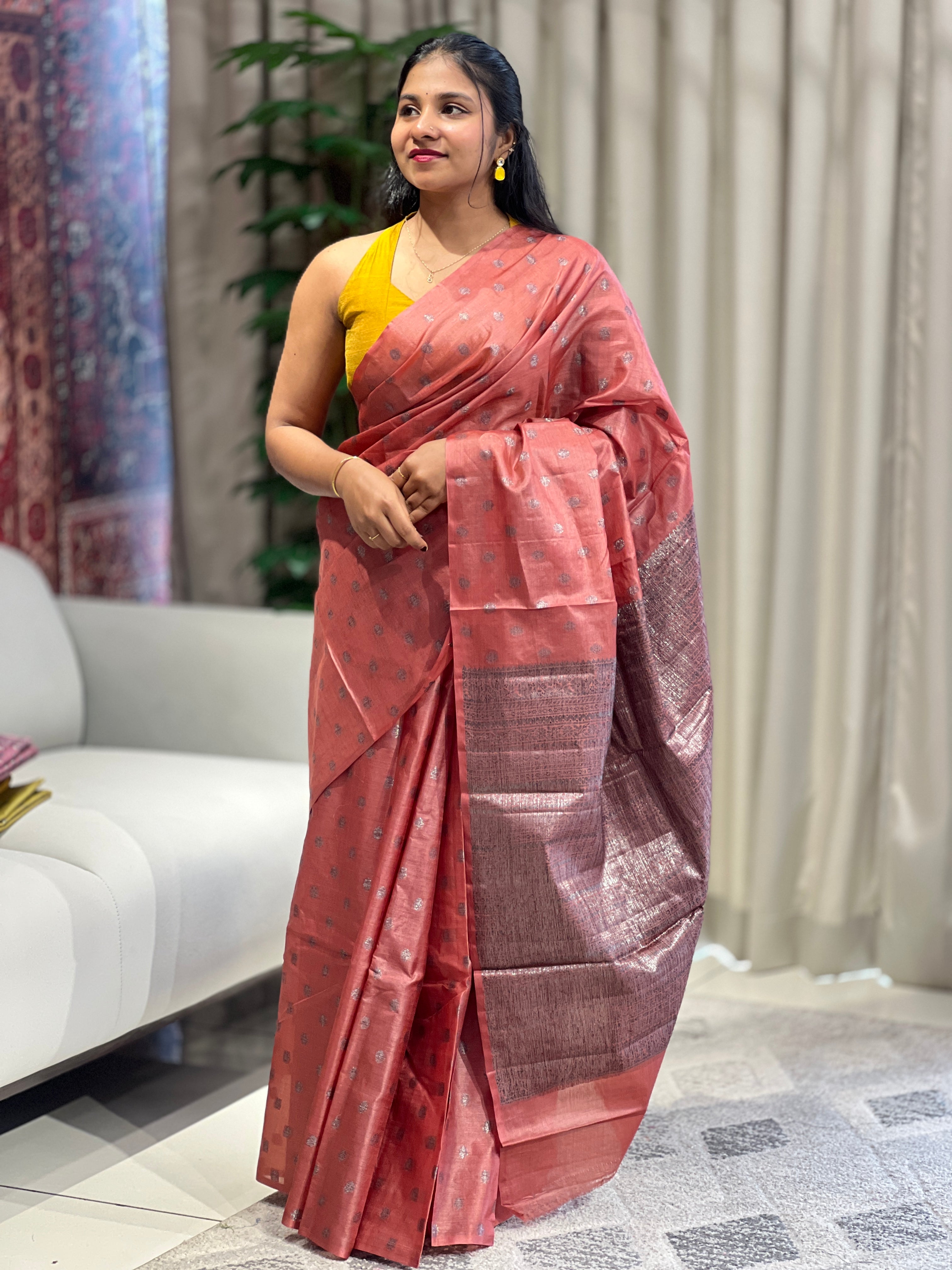 Black Yarns and Zari Woven Tussar Banarasi Saree | YNG619