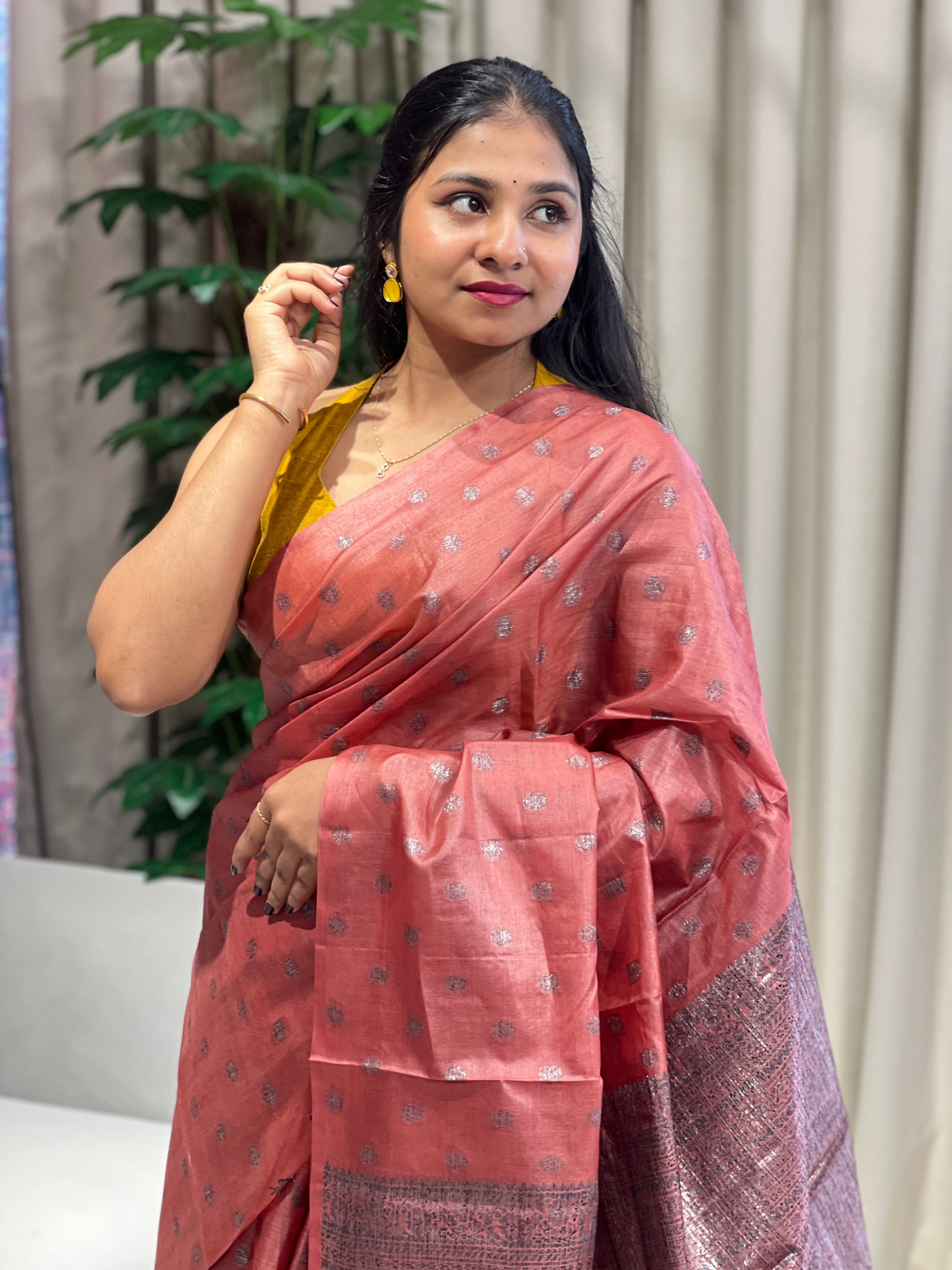 Black Yarns and Zari Woven Tussar Banarasi Saree | YNG619