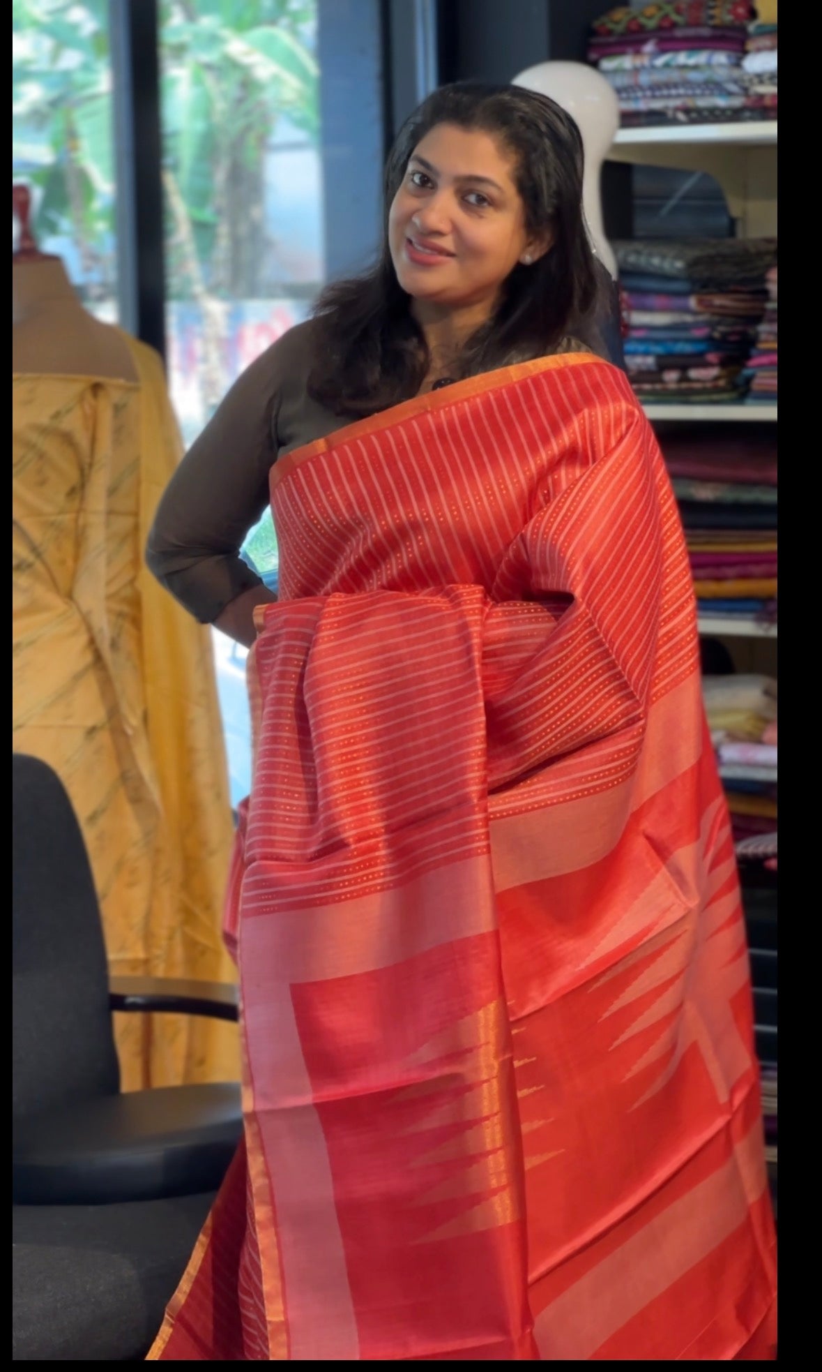 Zari & Thread Woven Line Patterned Desi Tussar Saree | HS1371