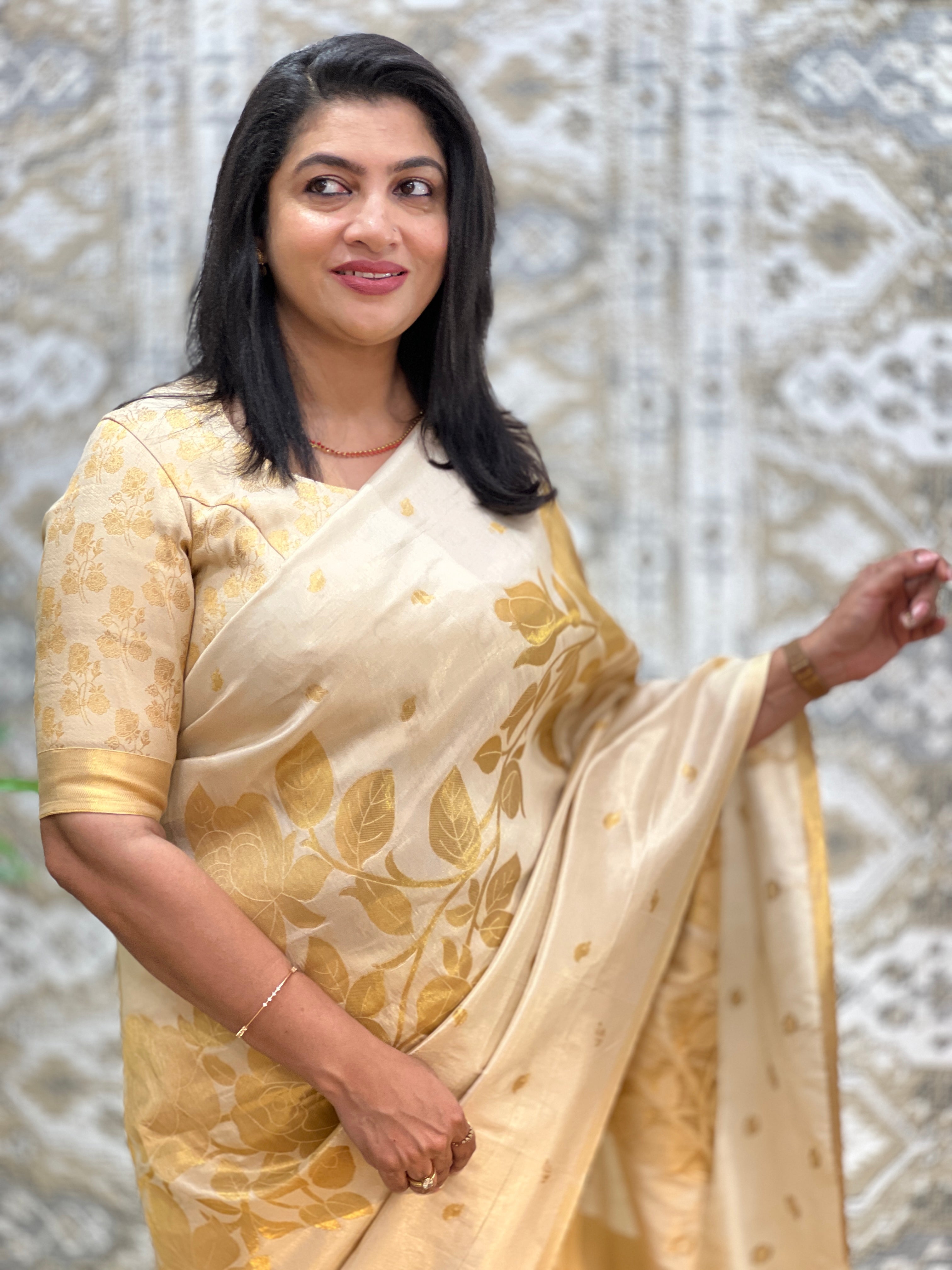 Floral Jaal Woven Pattern Semi Silk Saree | HT480