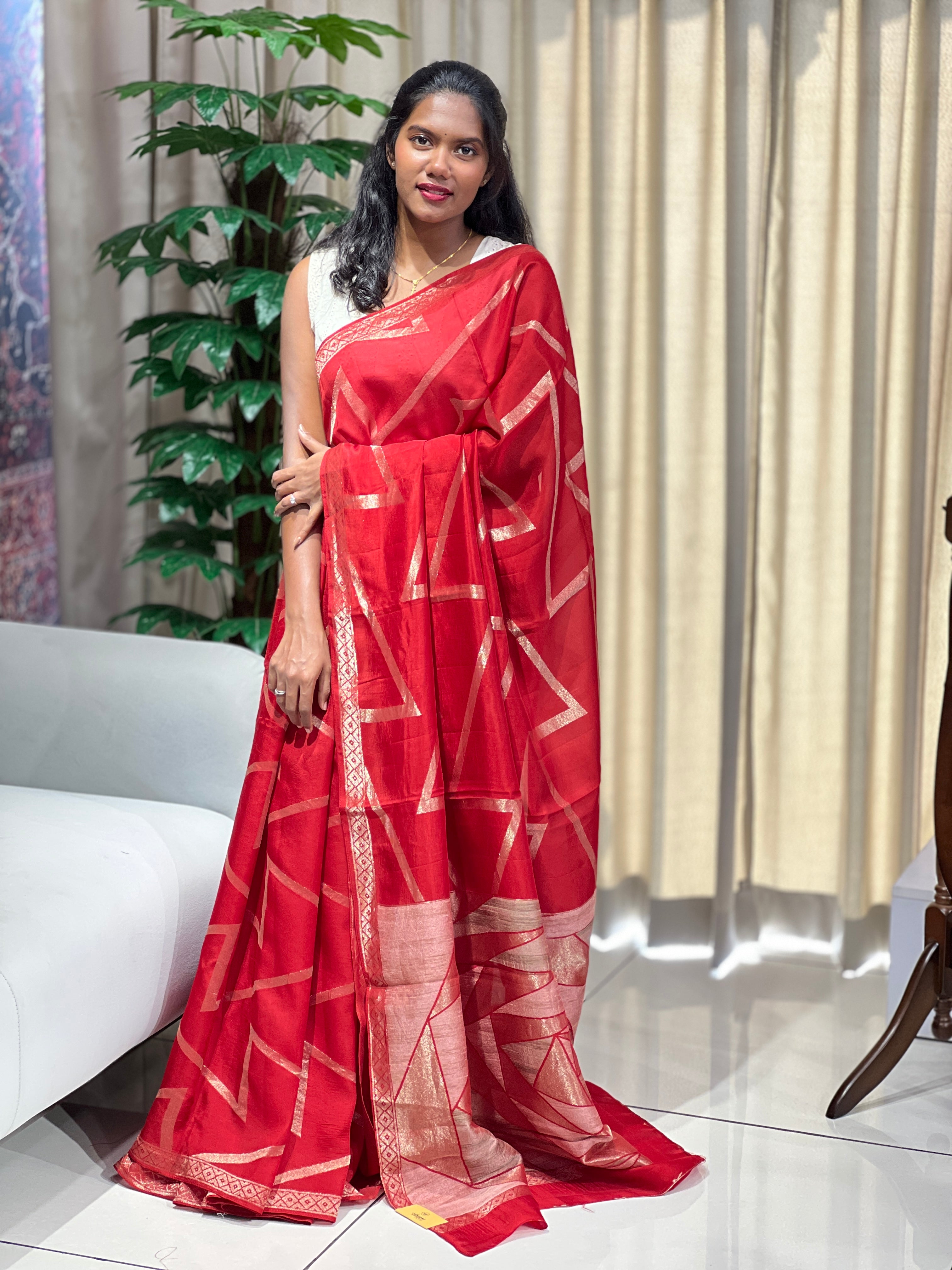 Origami Patterned Viscose Kora Georgette Saree | YNG1134
