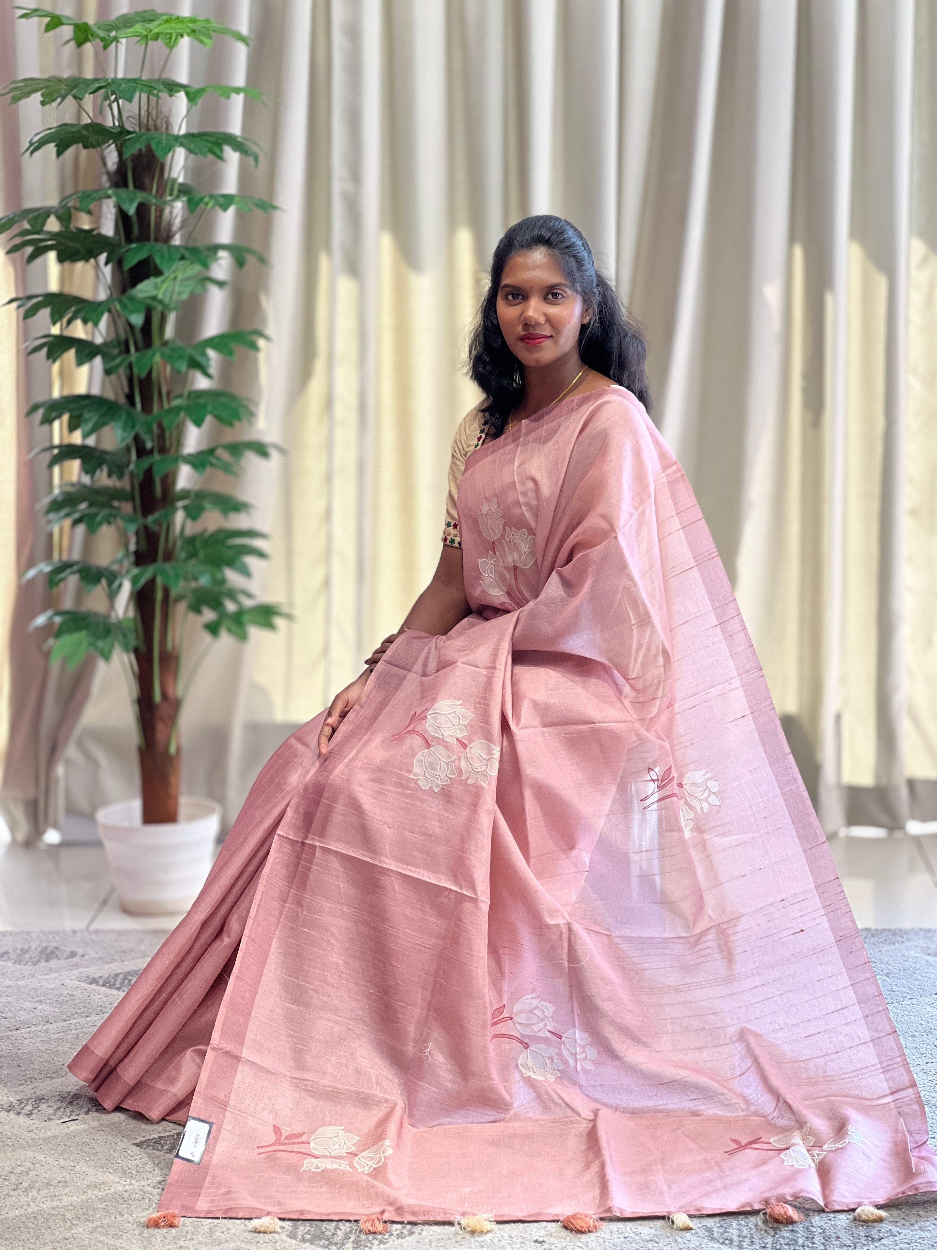 Machine Embroidery Geecha Tussar Finish Saree | BLD1157
