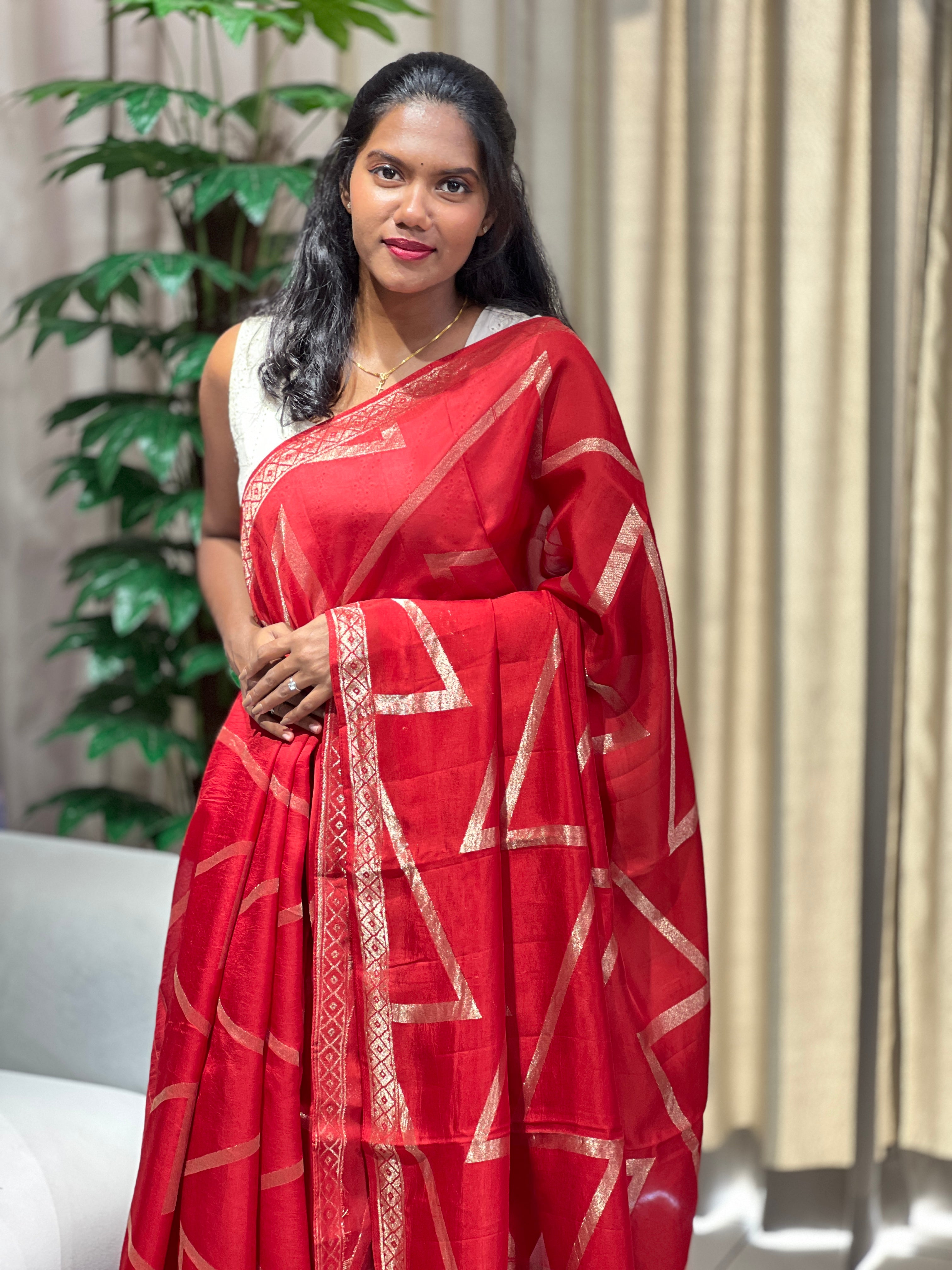 Origami Patterned Viscose Kora Georgette Saree | YNG1134