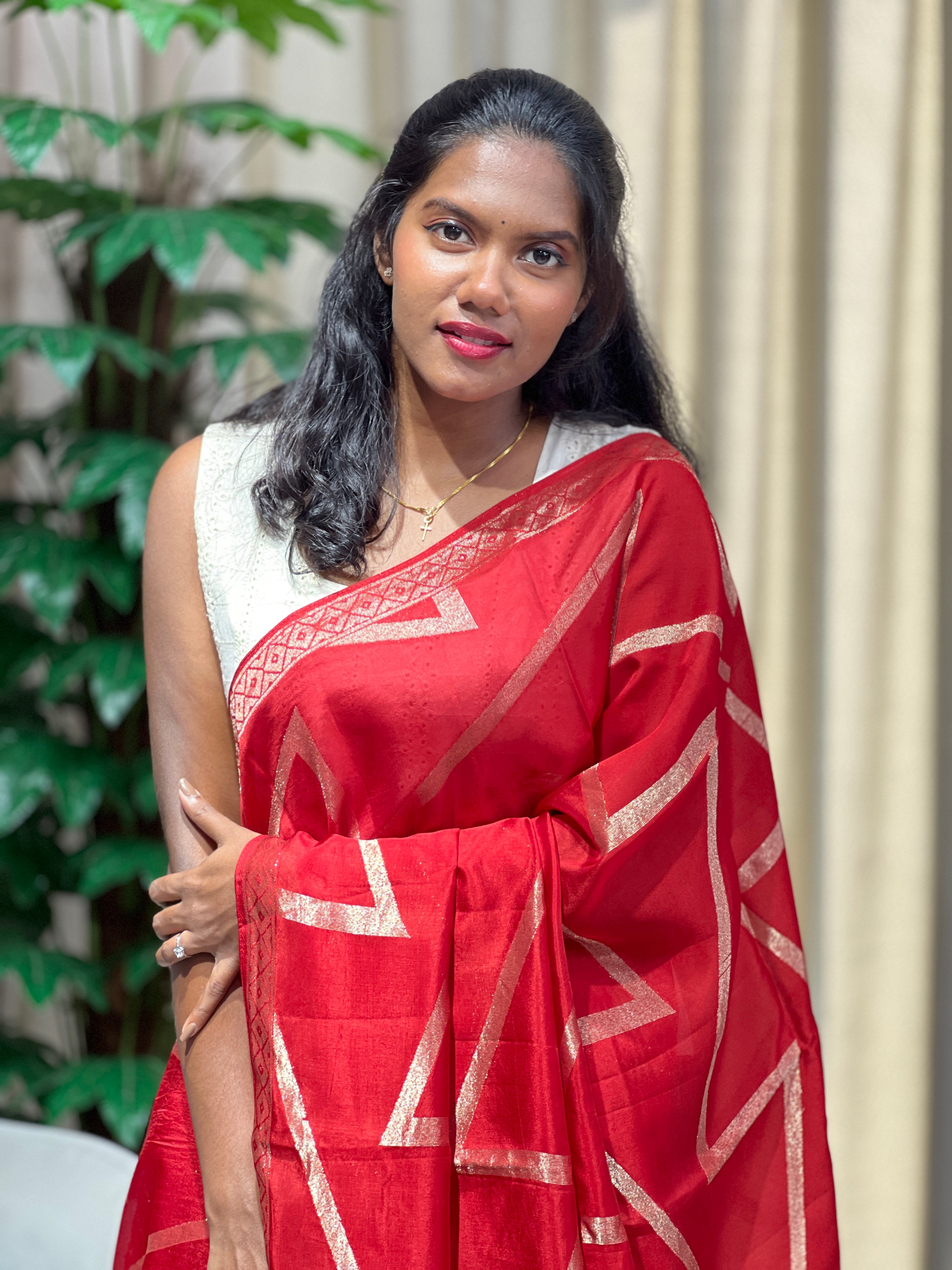 Origami Patterned Viscose Kora Georgette Saree | YNG1134