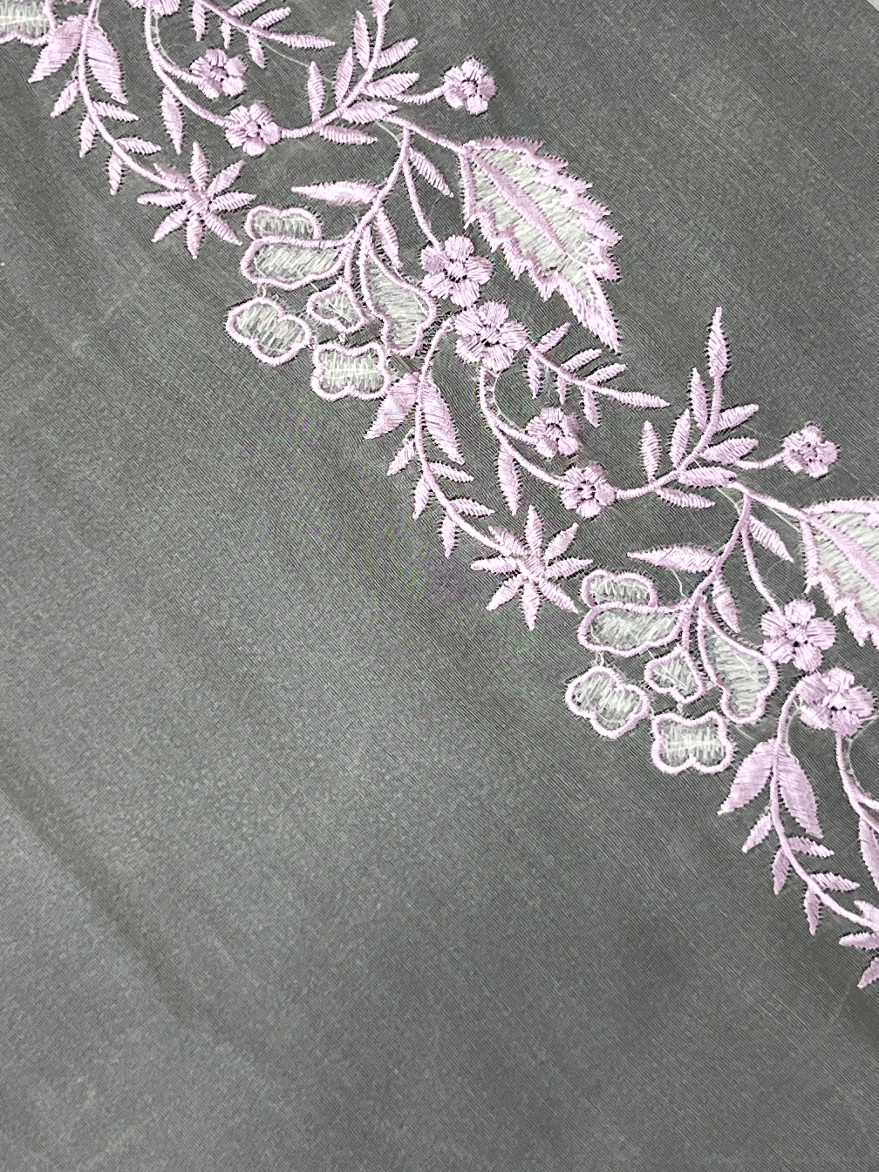 Floral Embroidery Detailed Organza Saree | BLD1737