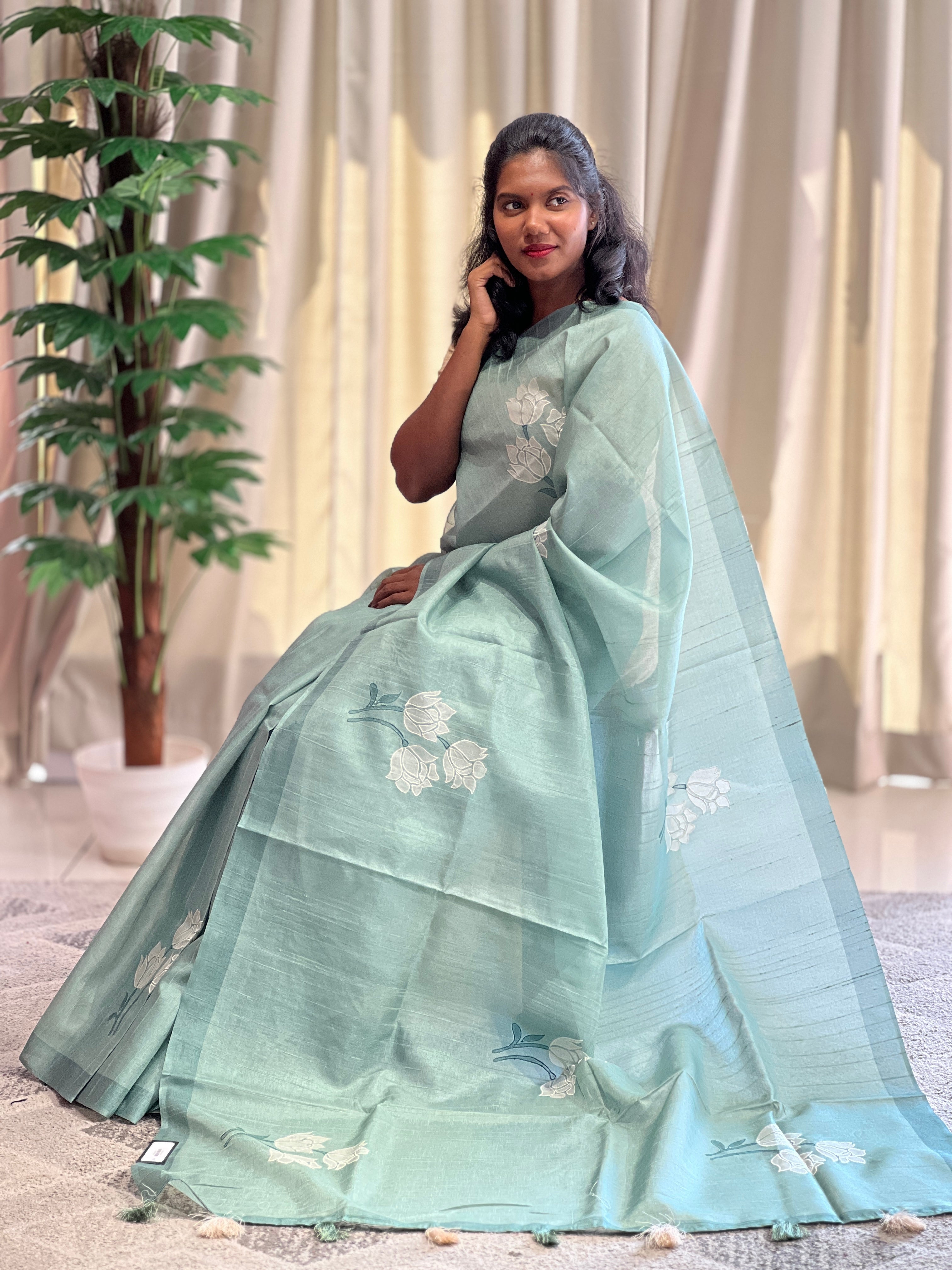 Machine Embroidery Geecha Tussar Finish Saree | BLD1158