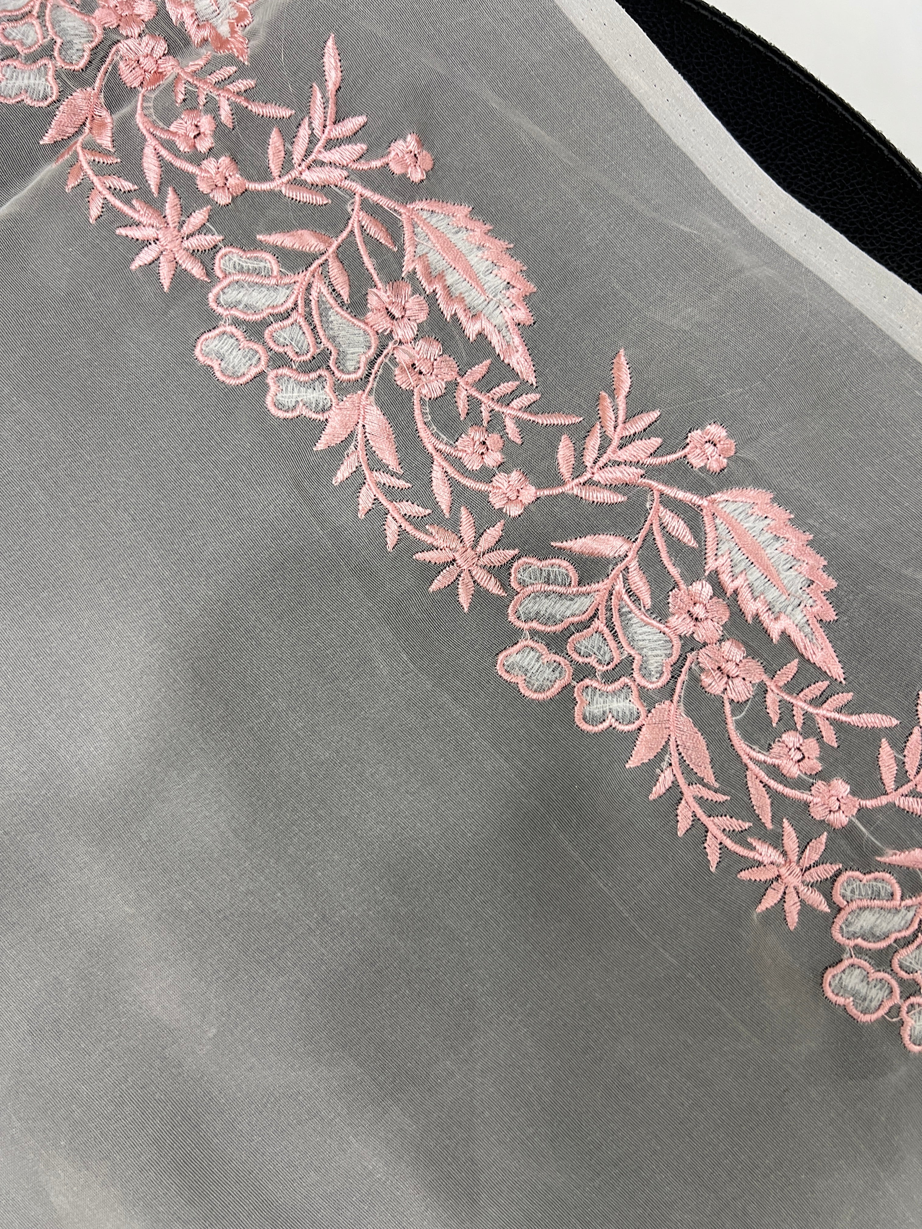 Floral Embroidery Detailed Organza Saree | BLD1738