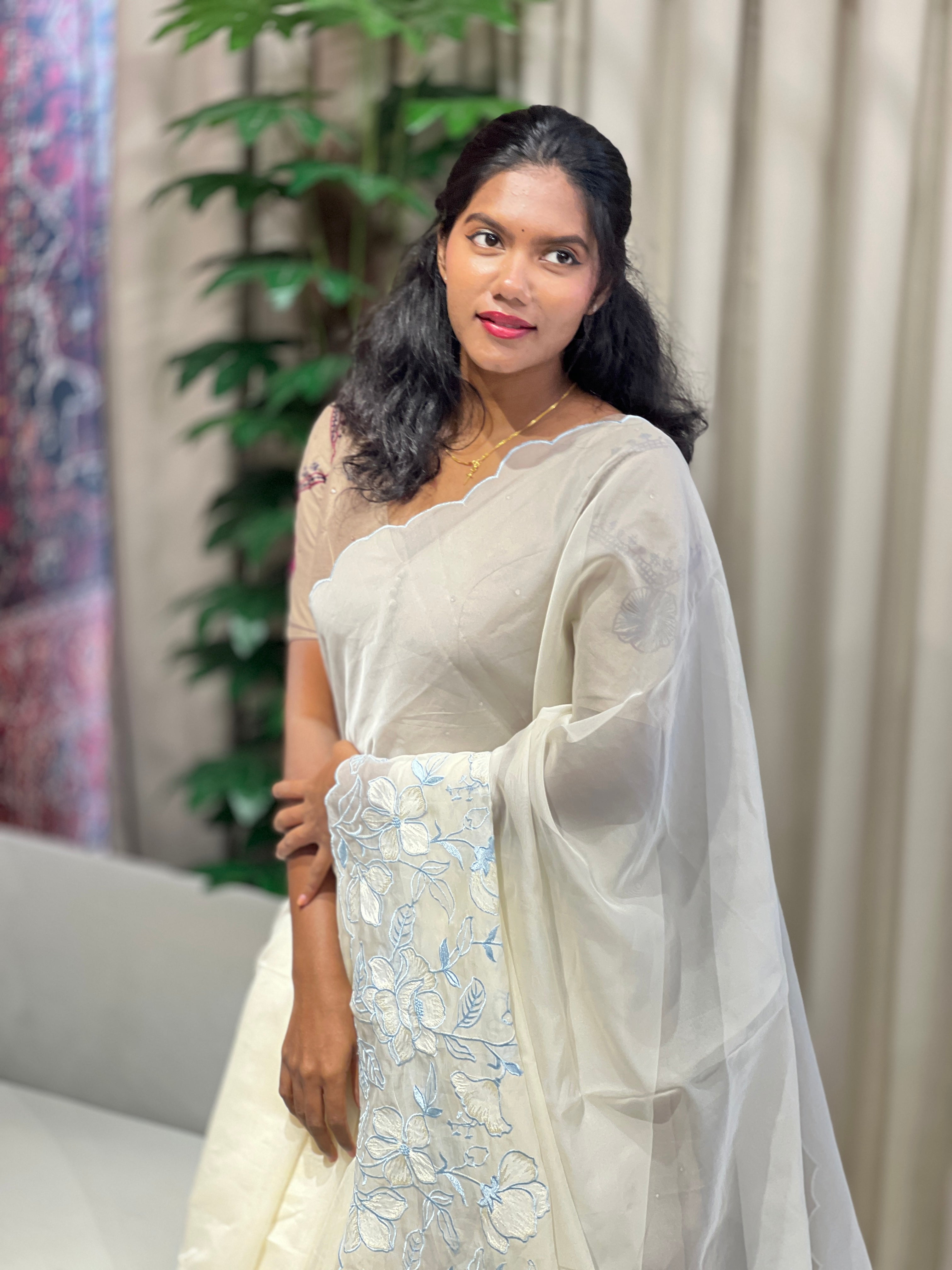 Floral Embroidery Detailed Organza Saree | BLD1734