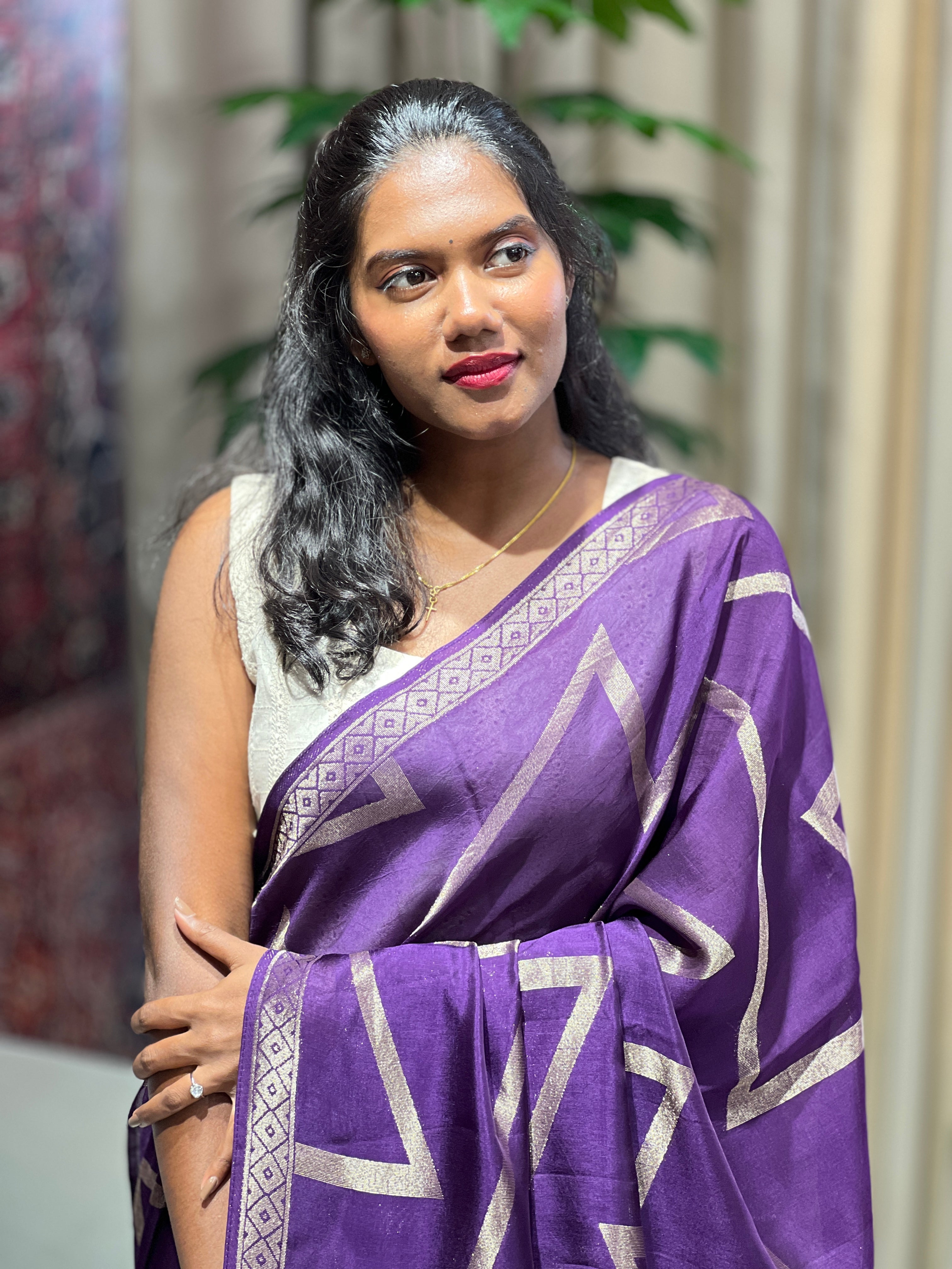 Origami Patterned Viscose Kora Georgette Saree | YNG1130