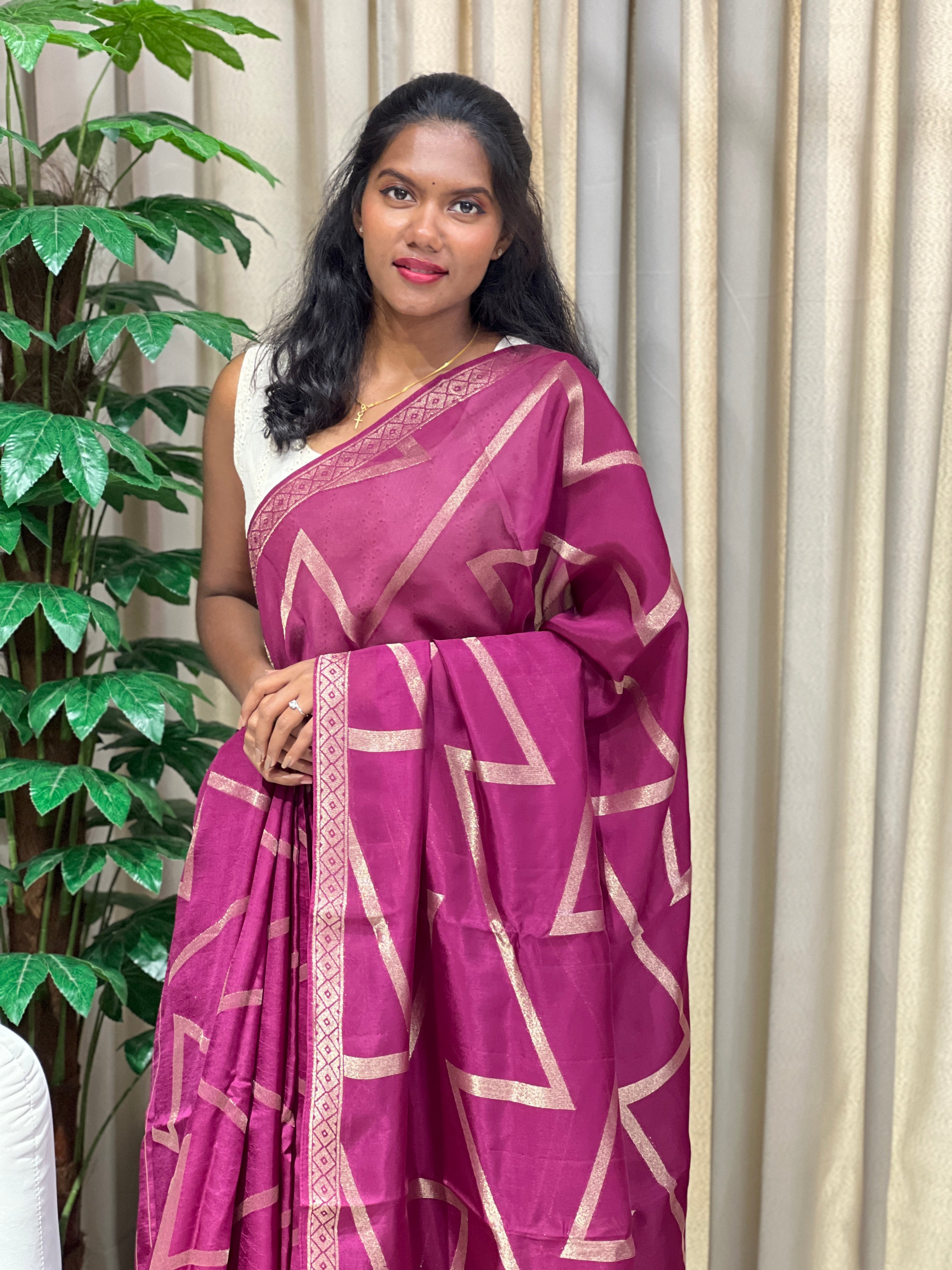 Origami Patterned Viscose Kora Georgette Saree | YNG1128