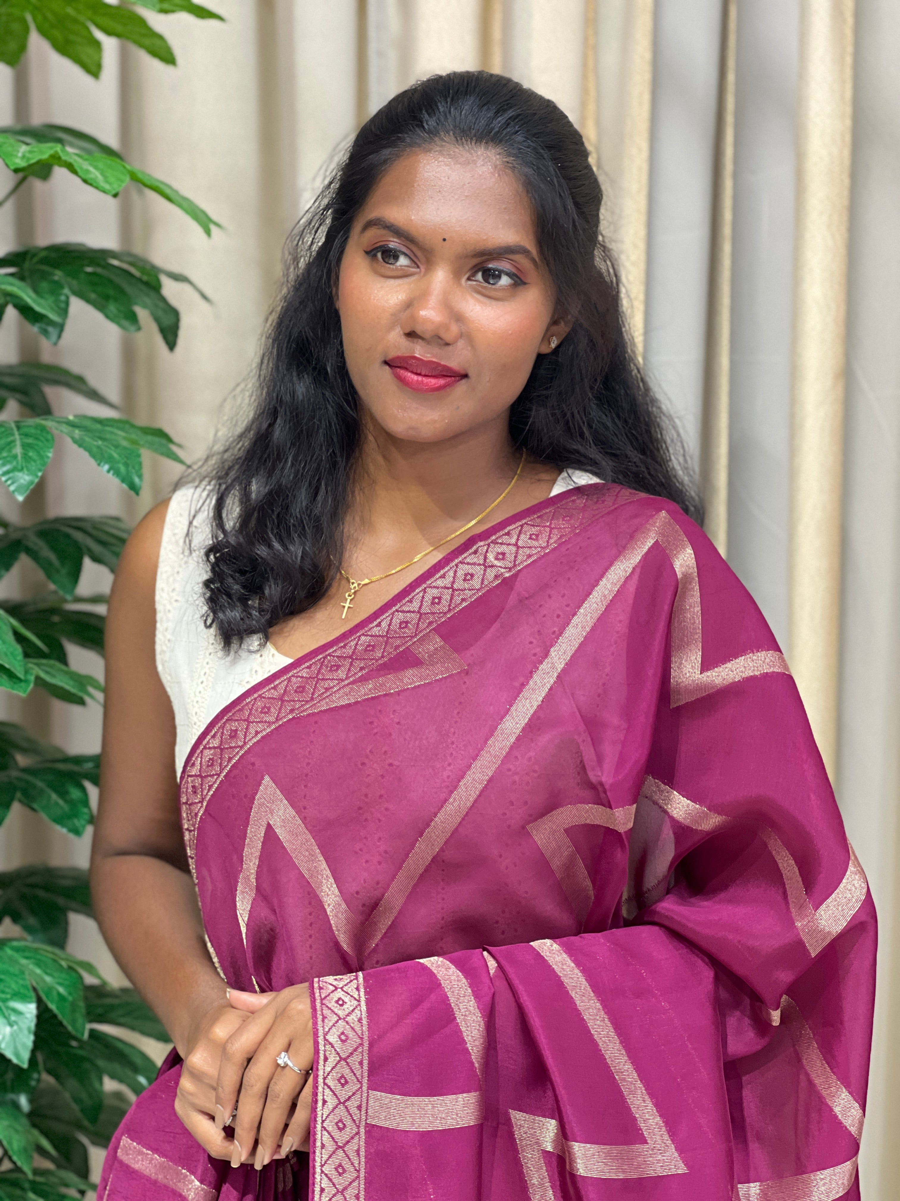 Origami Patterned Viscose Kora Georgette Saree | YNG1128