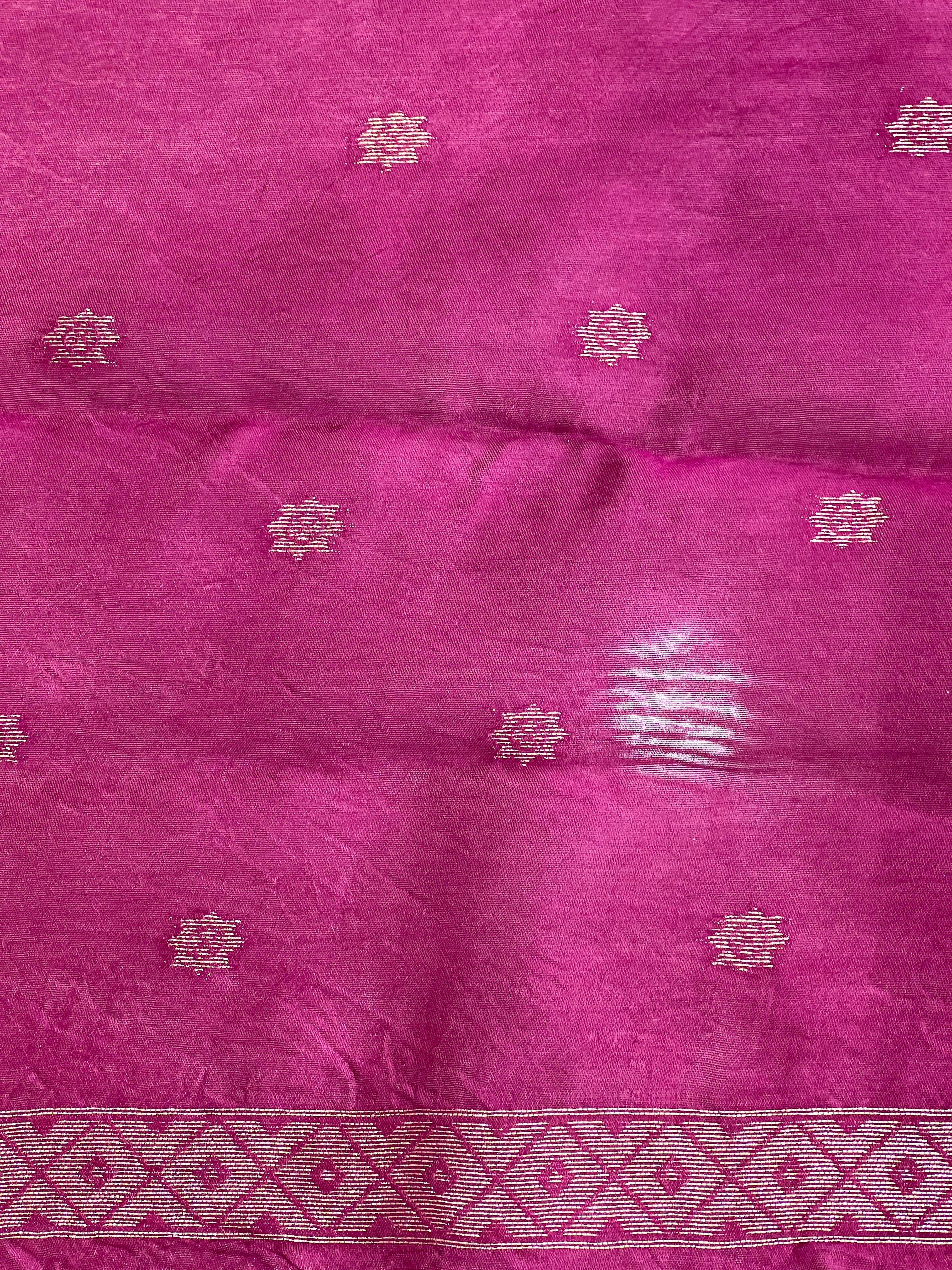 Origami Patterned Viscose Kora Georgette Saree | YNG1128