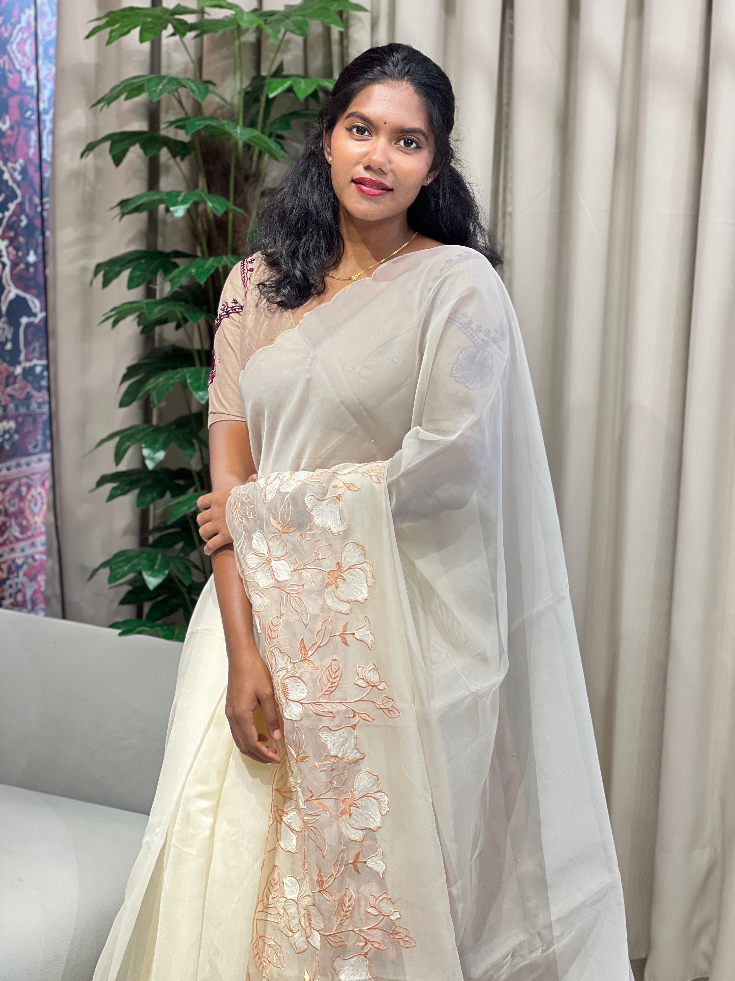 Floral Embroidery Detailed Organza Saree | BLD1735