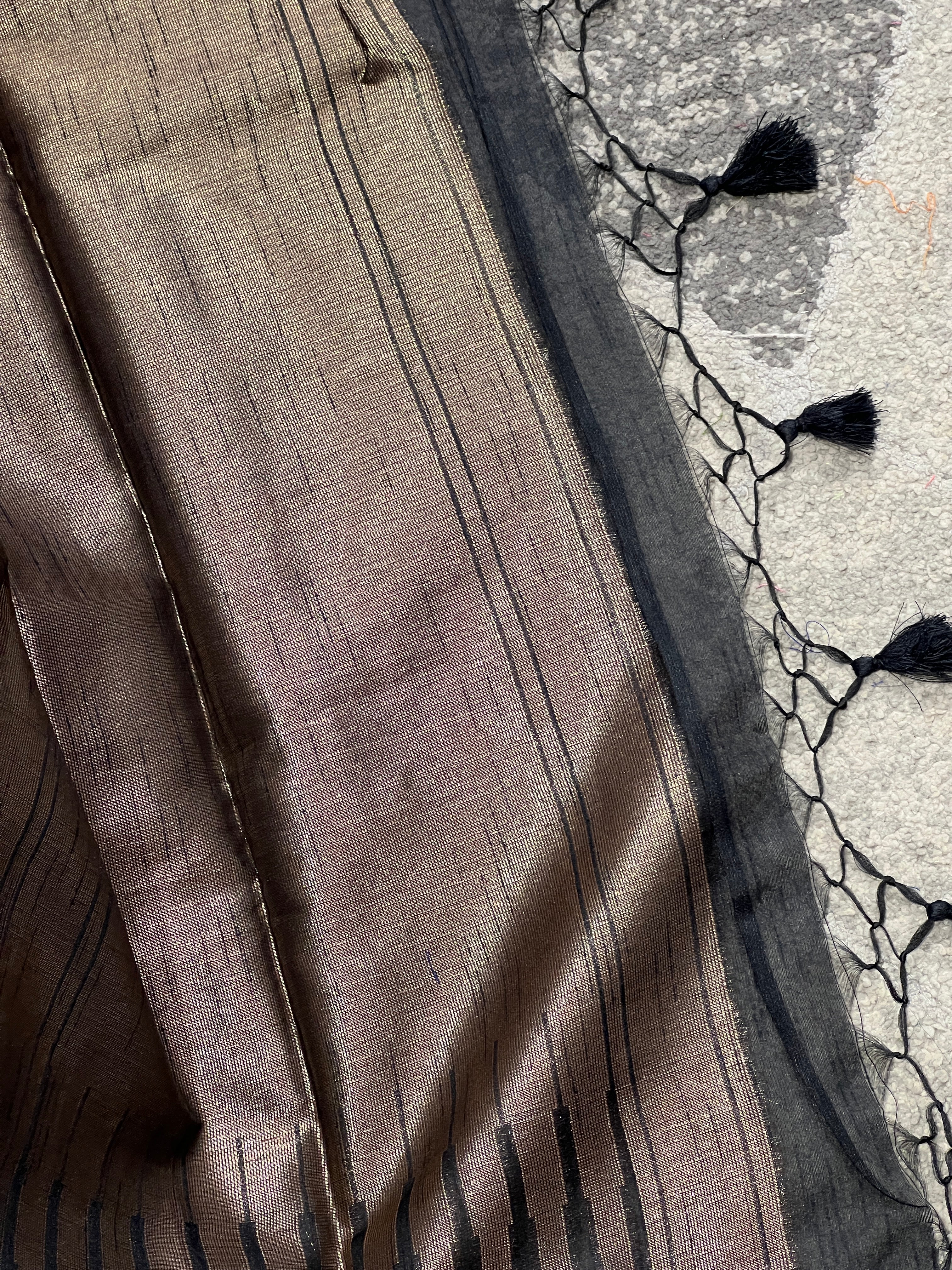 Zari Woven Brocade Patterned Semi Silk Saree | YNG551