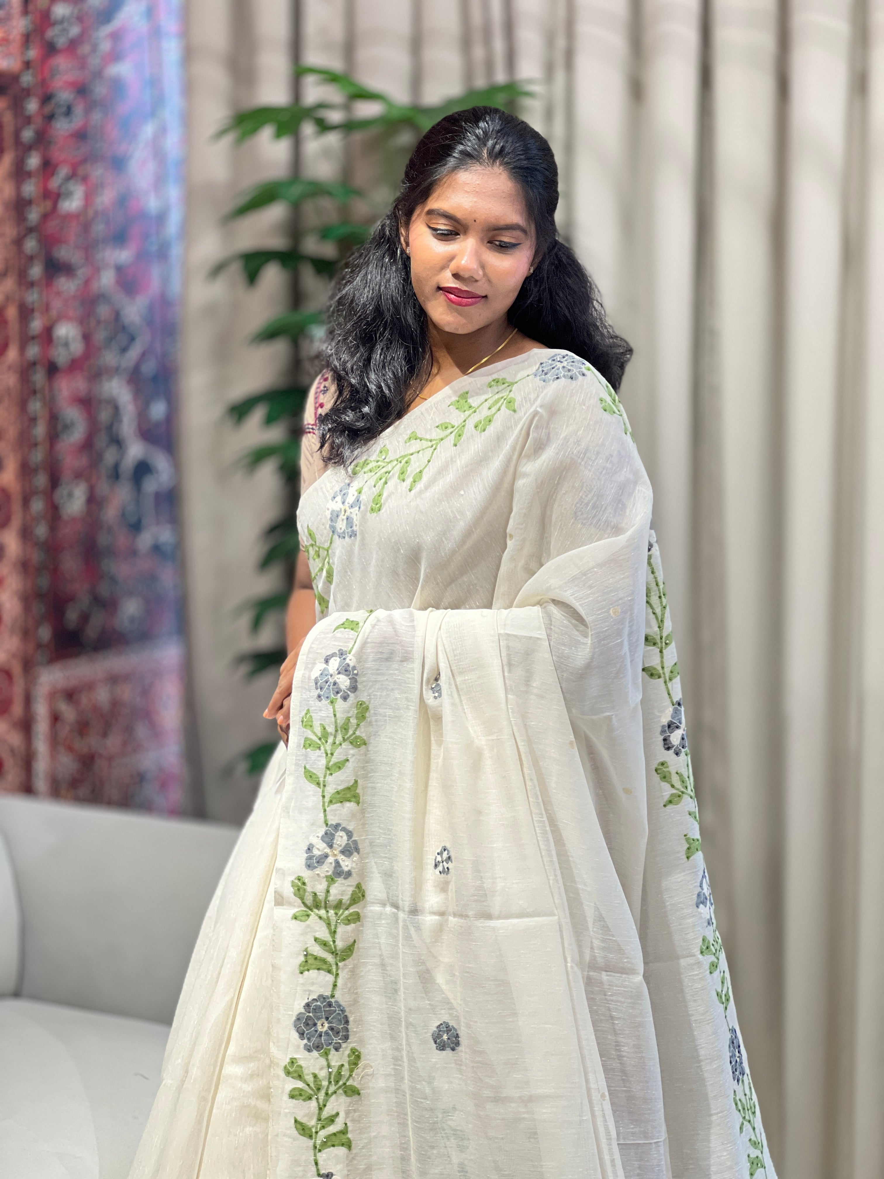 Floral Jamdani Weaved Chanderi Saree | BLD1725