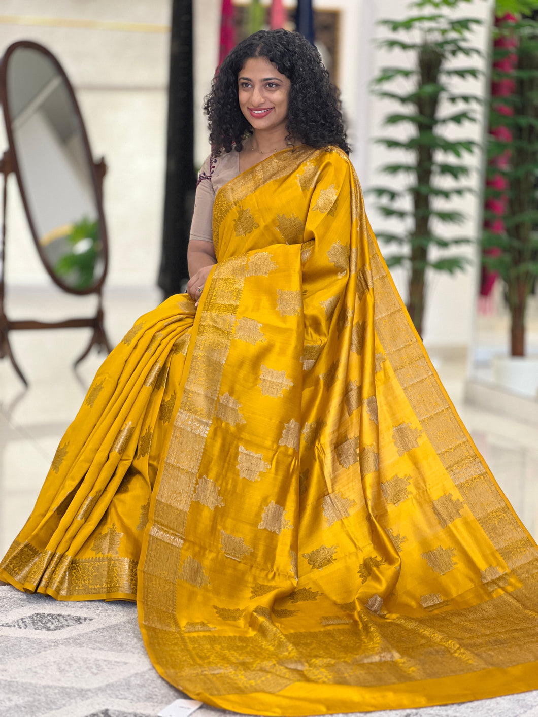 Banarasi Hand Woven Silk Saree | JRT108