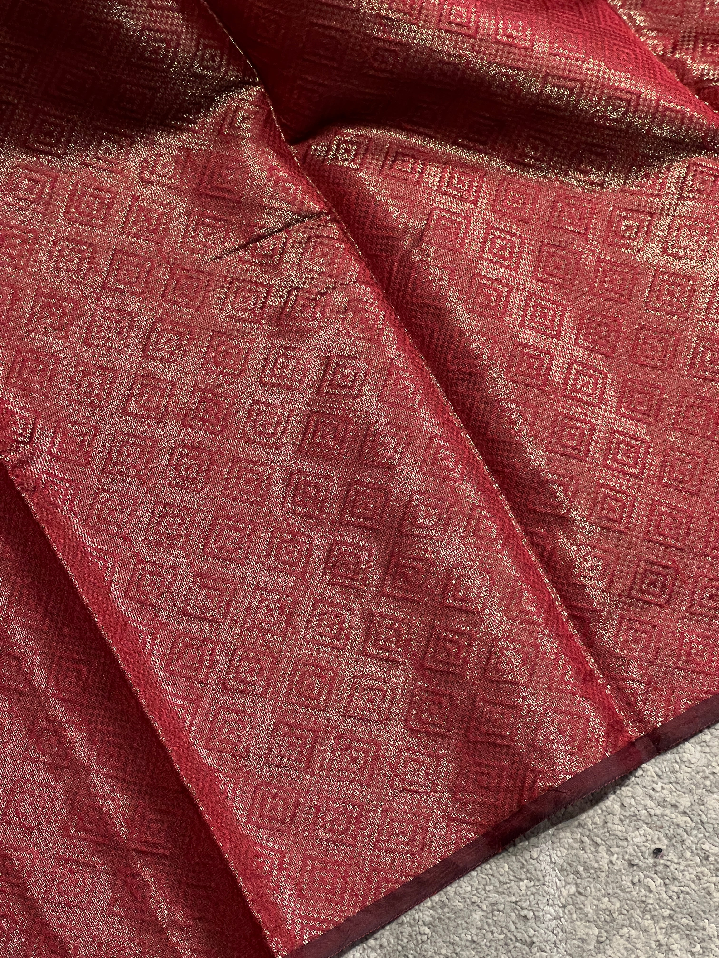 Zari Woven Brocade Patterned Semi Silk Saree | YNG558