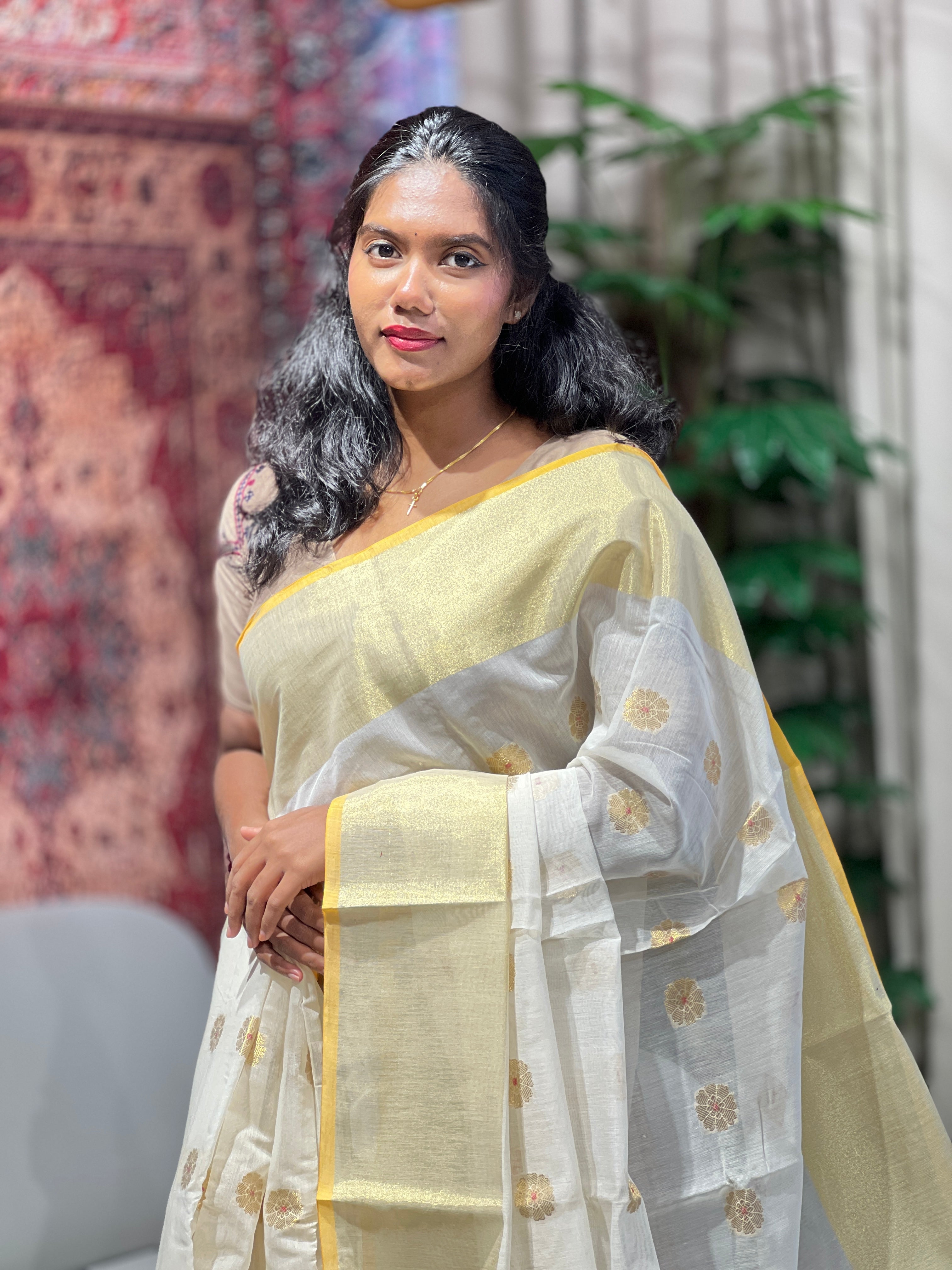 Zari Woven Floral Butta Detailed Chanderi Saree | KSS115