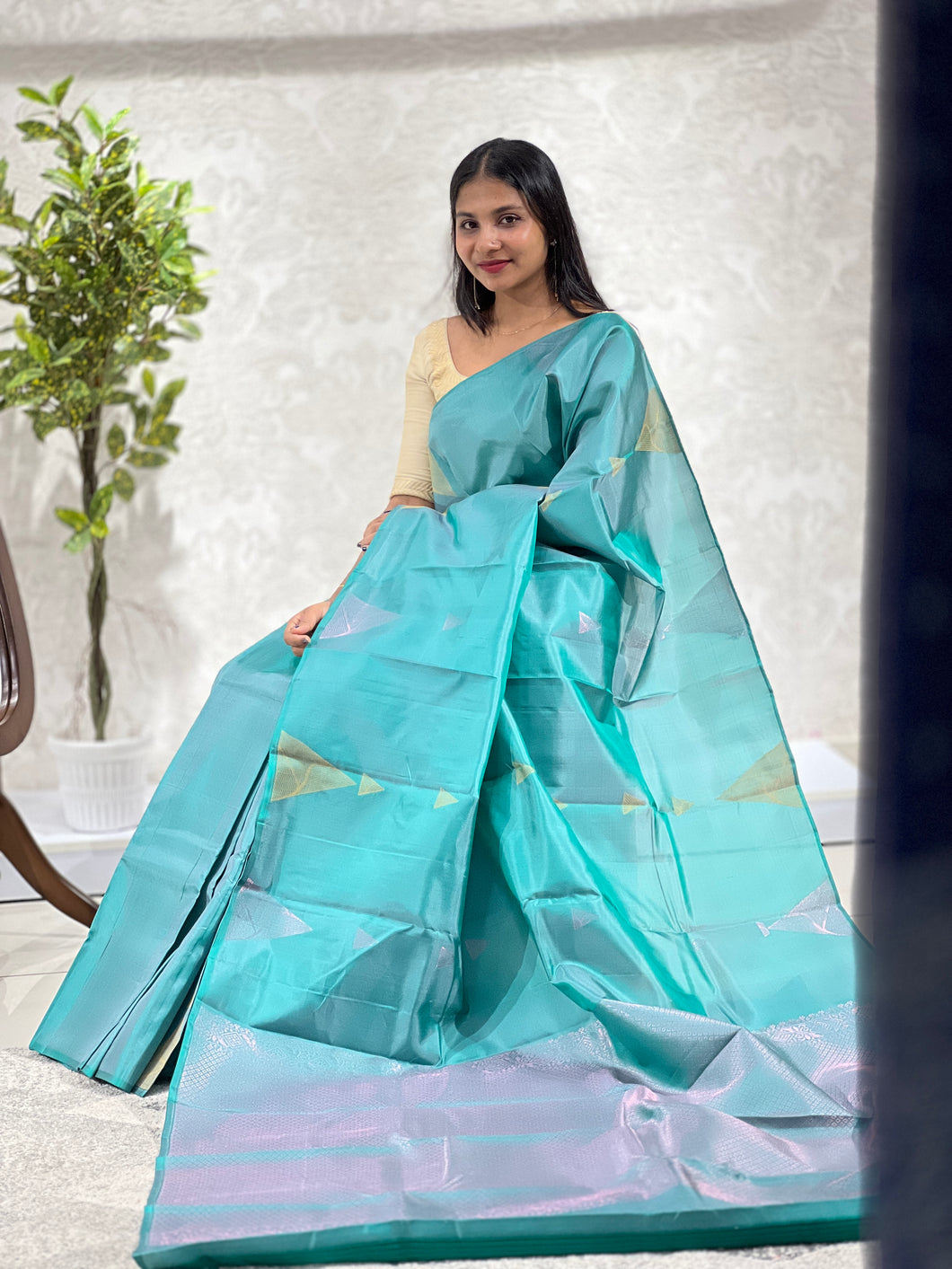 Thread Woven Soft Silk Saree | SMS203