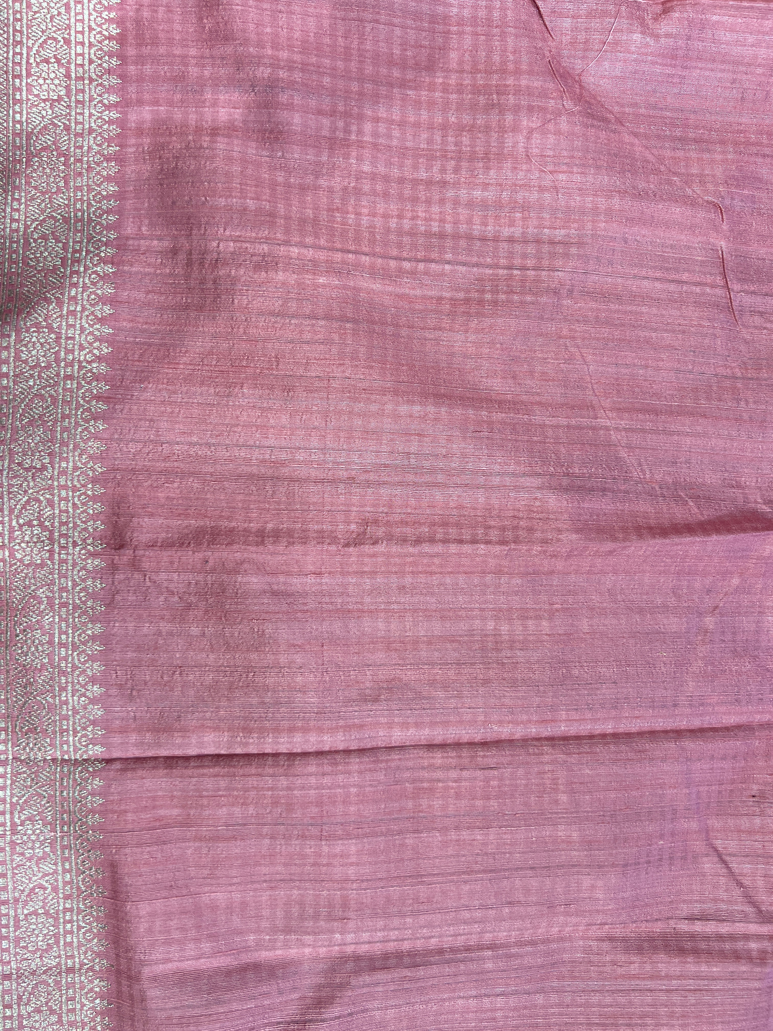 Zari And Thread Woven Tussar Banarasi Saree | YNG600