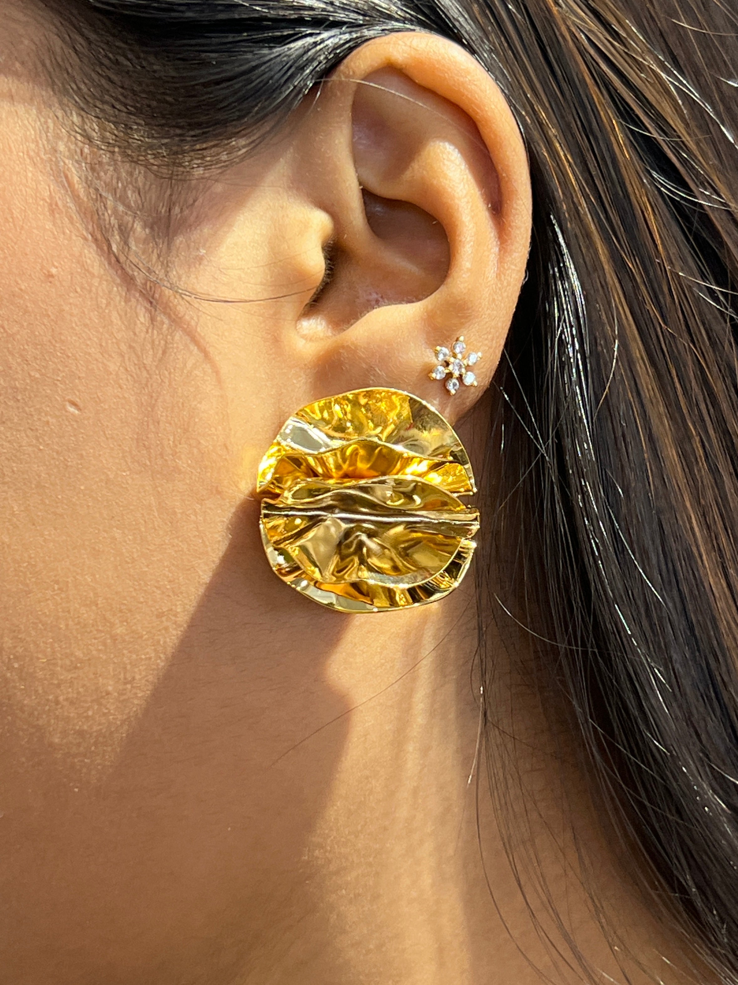 Royal Crinkle Statement Earrings | JE170