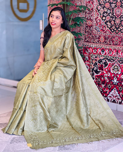 Geometric & Floral Embroidery Detailed Tussar Saree | MNH504