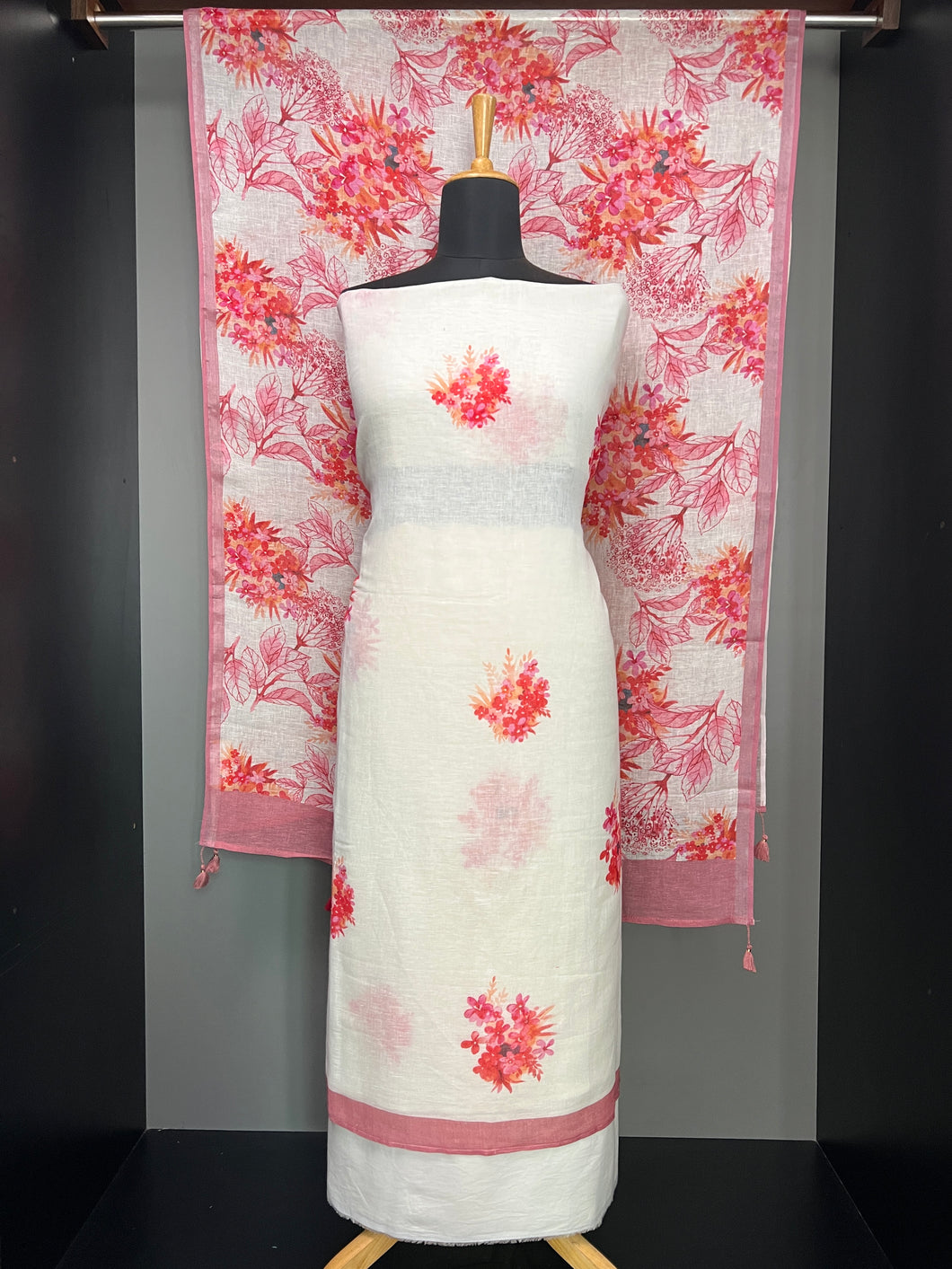 Floral Printed Pure Linen Salwar Set | HE145