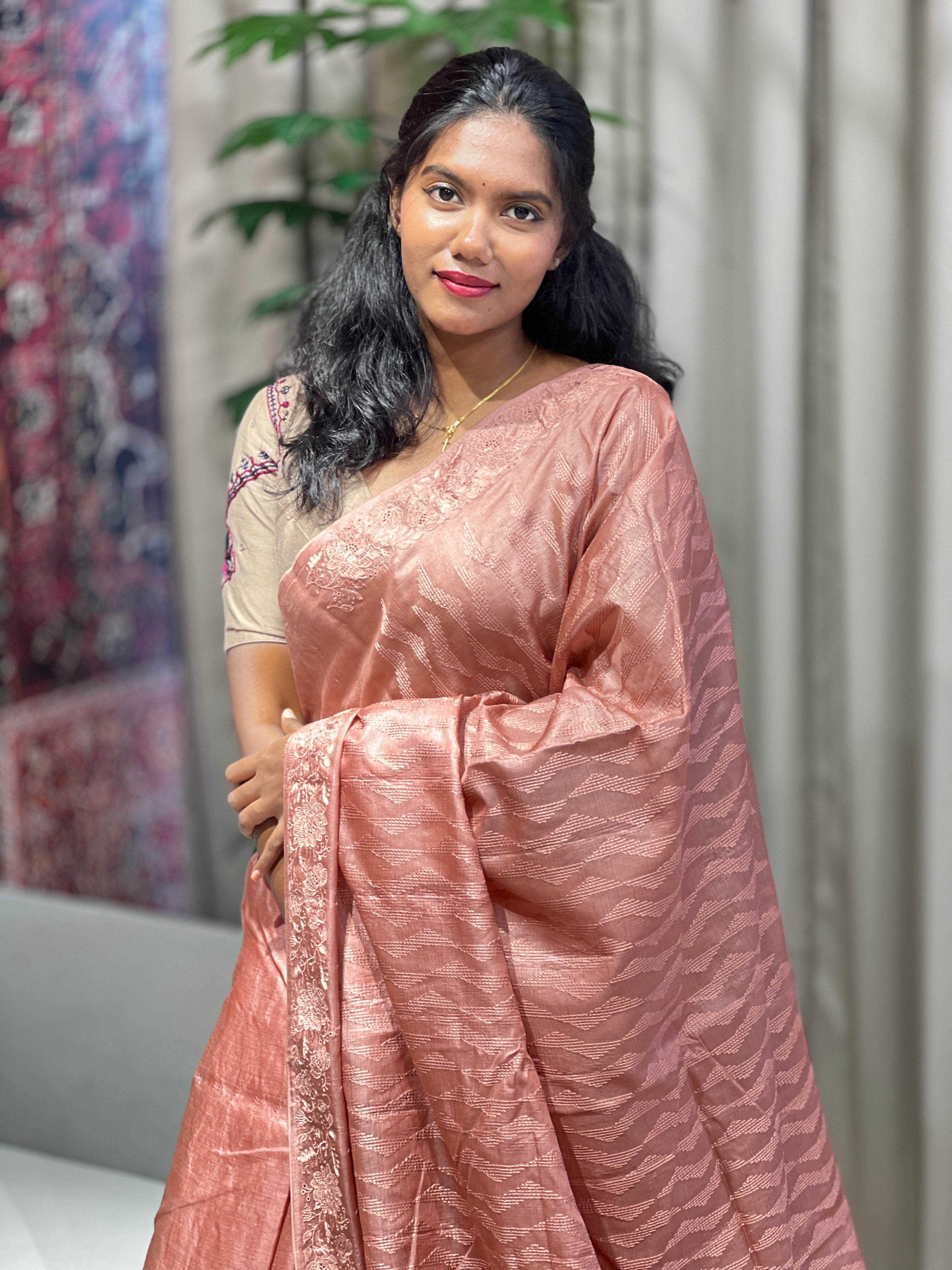 Zig Zag Patterned Tussar Saree | YNG631