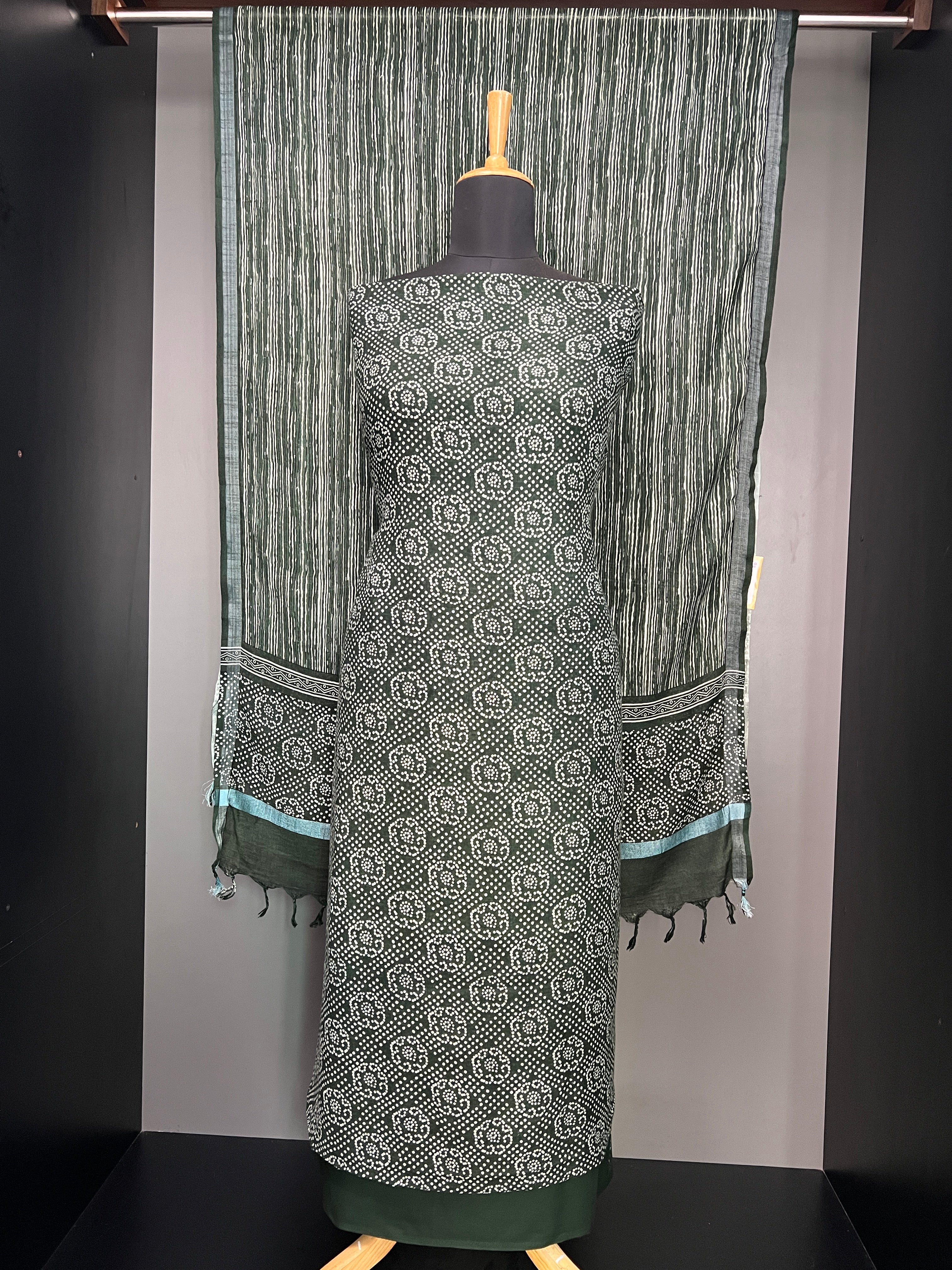 Bandhani Inspired Print Detailed Linen Salwar Set | HE104