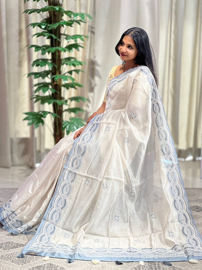 Digital Print With Embroidery Highlighted Organza Saree | BLD1107