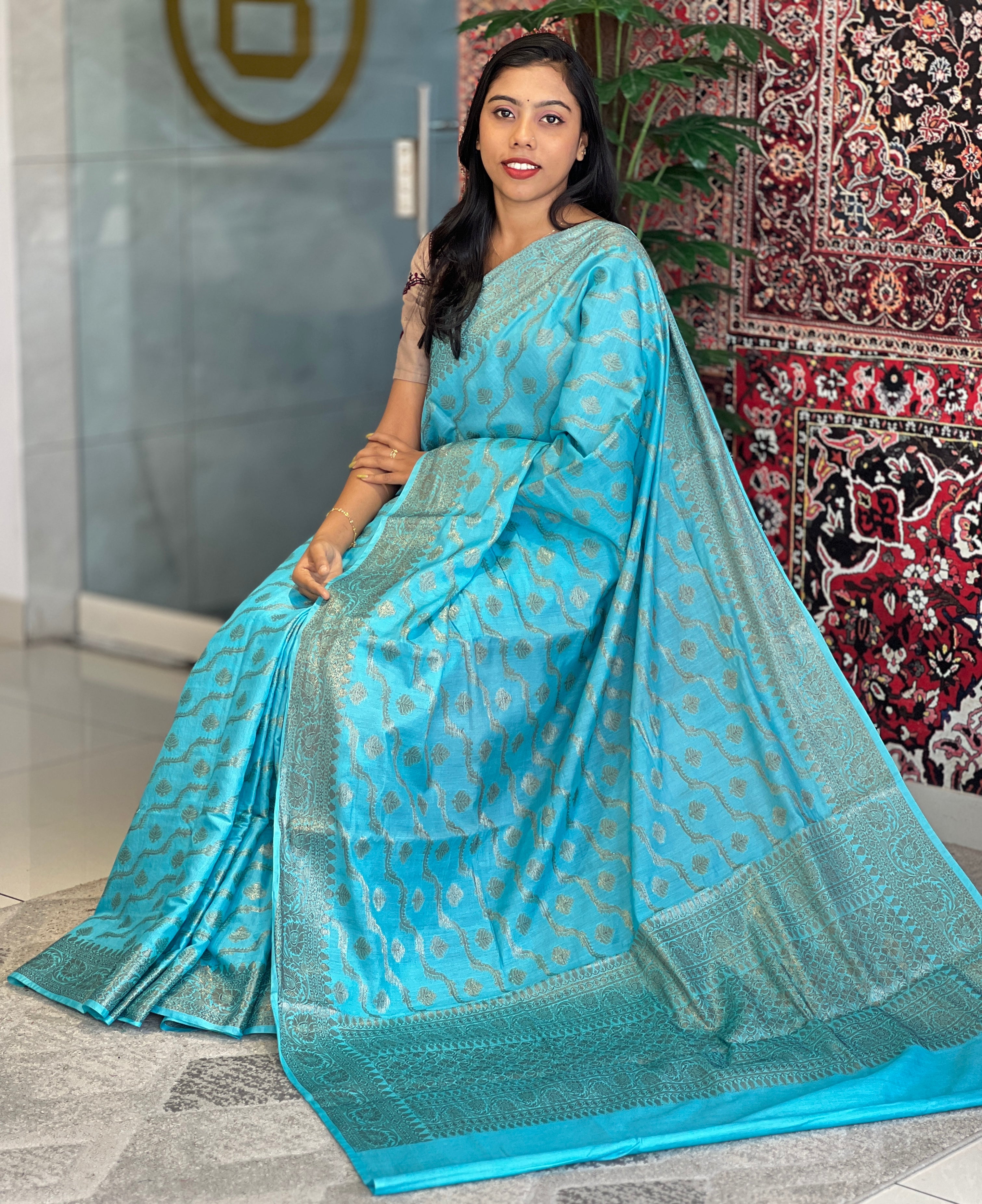 Antique Zari Weaved Banarasi Silk Saree | SK414