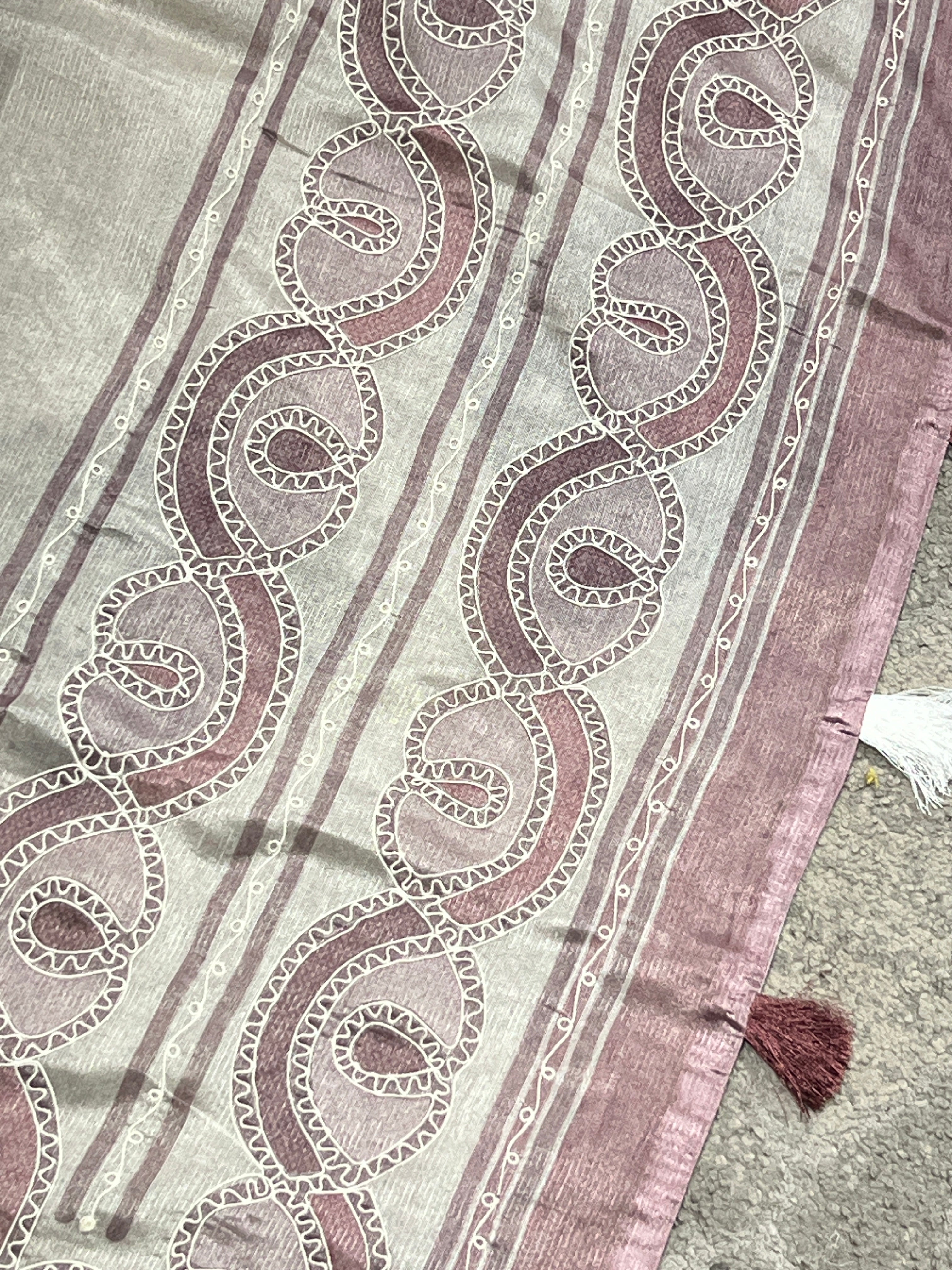 Digital Print With Embroidery Highlighted Organza Saree | BLD1166