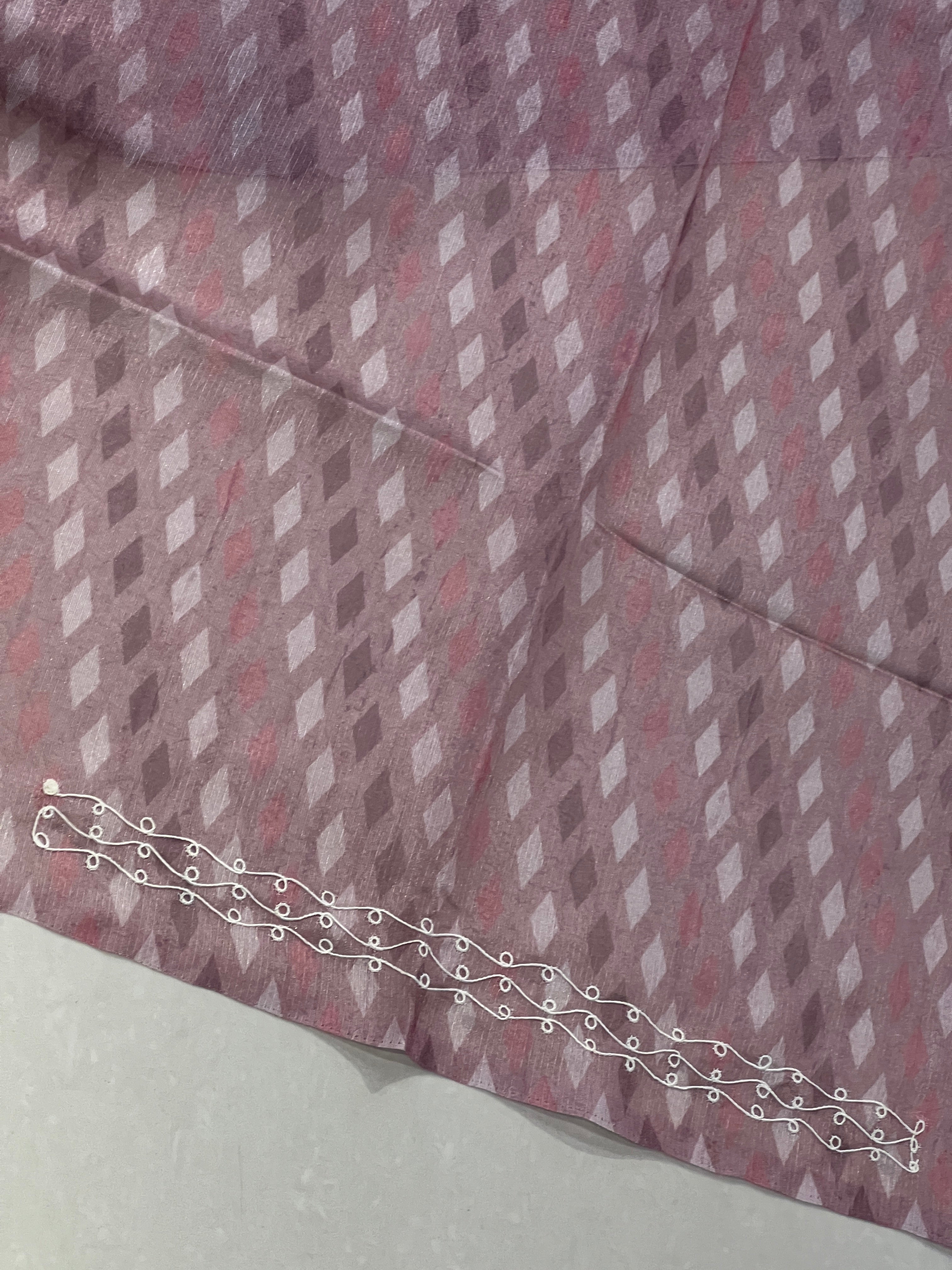 Digital Print With Embroidery Highlighted Organza Saree | BLD1166