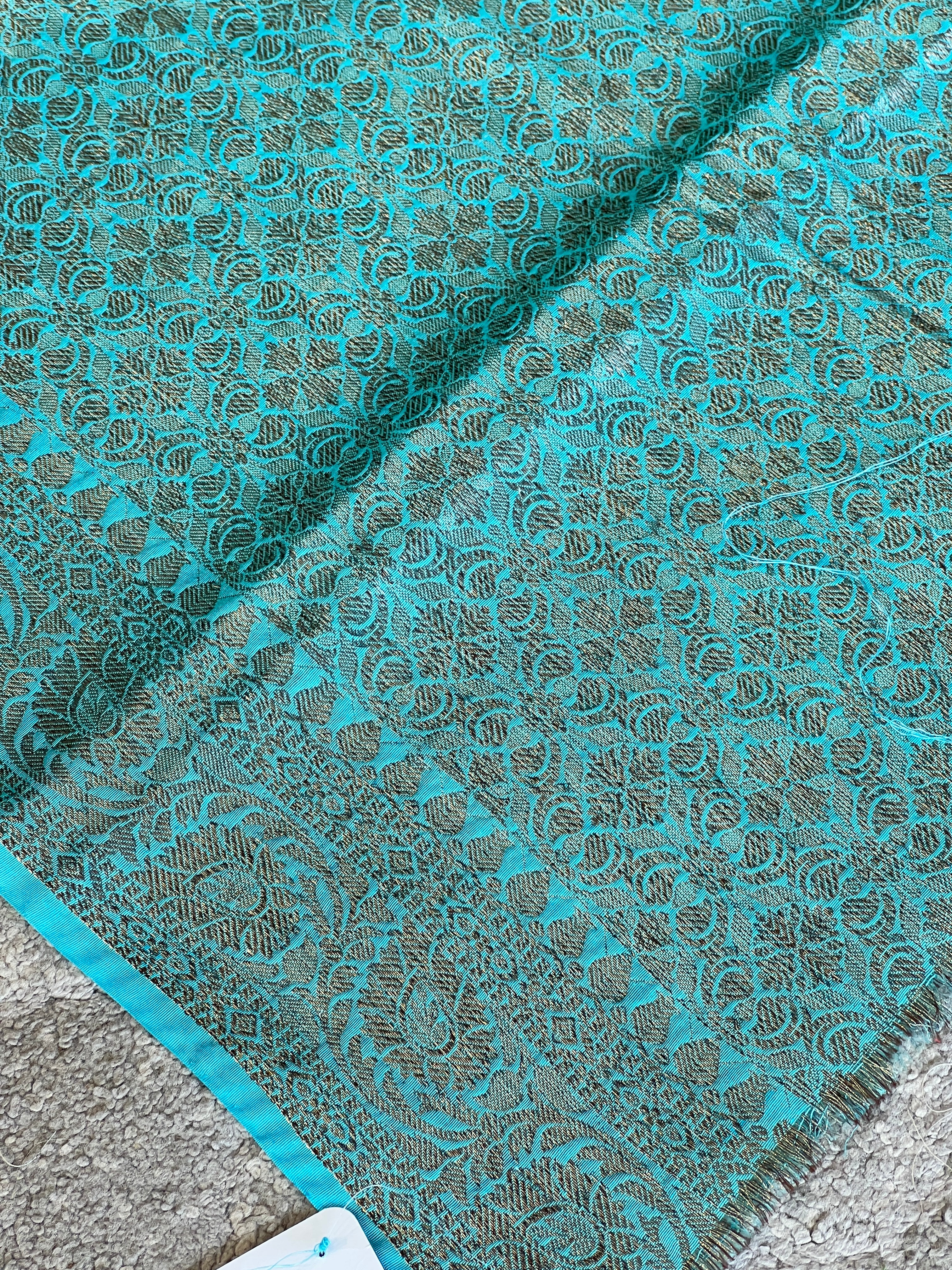 Antique Zari Weaved Banarasi Silk Saree | SK414